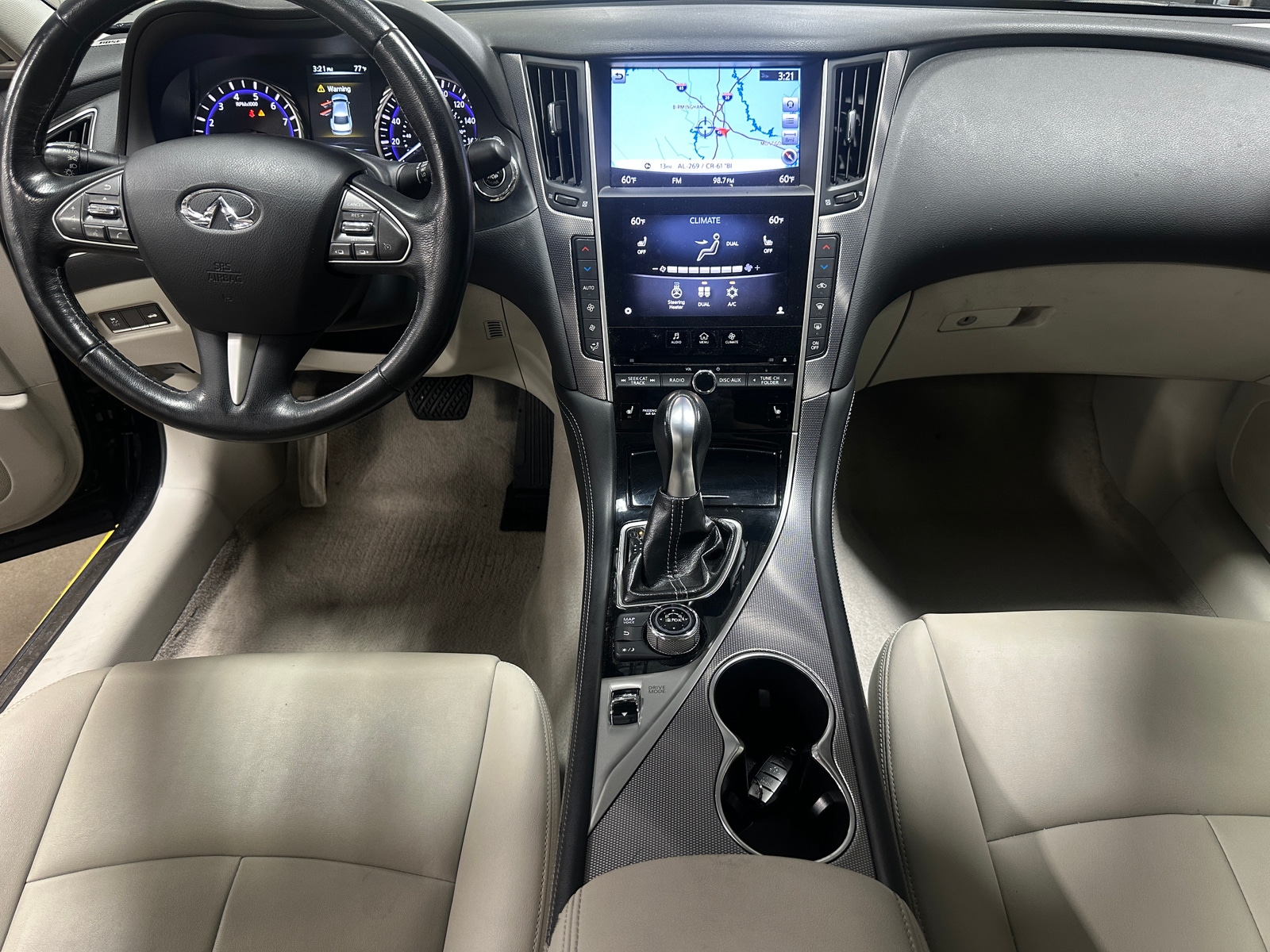 Thumbnail: 2015 INFINITI Q50 - 3