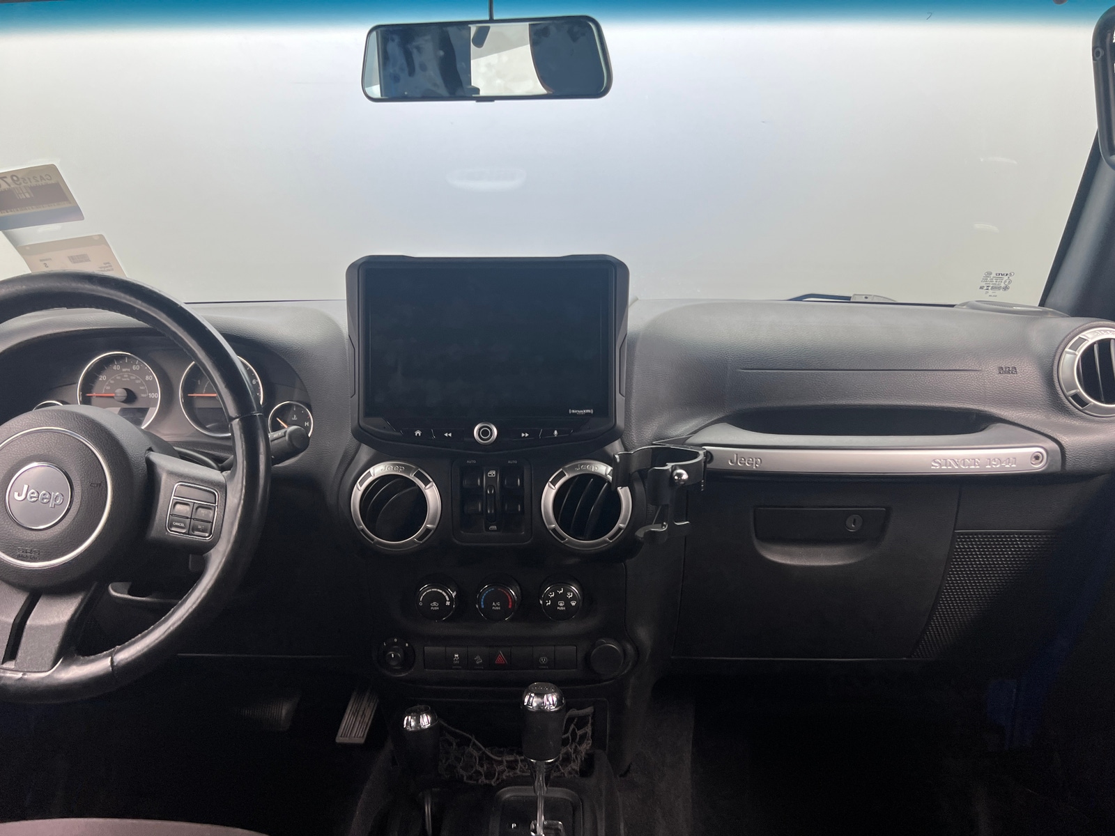 Thumbnail: 2015 Jeep Wrangler - 3