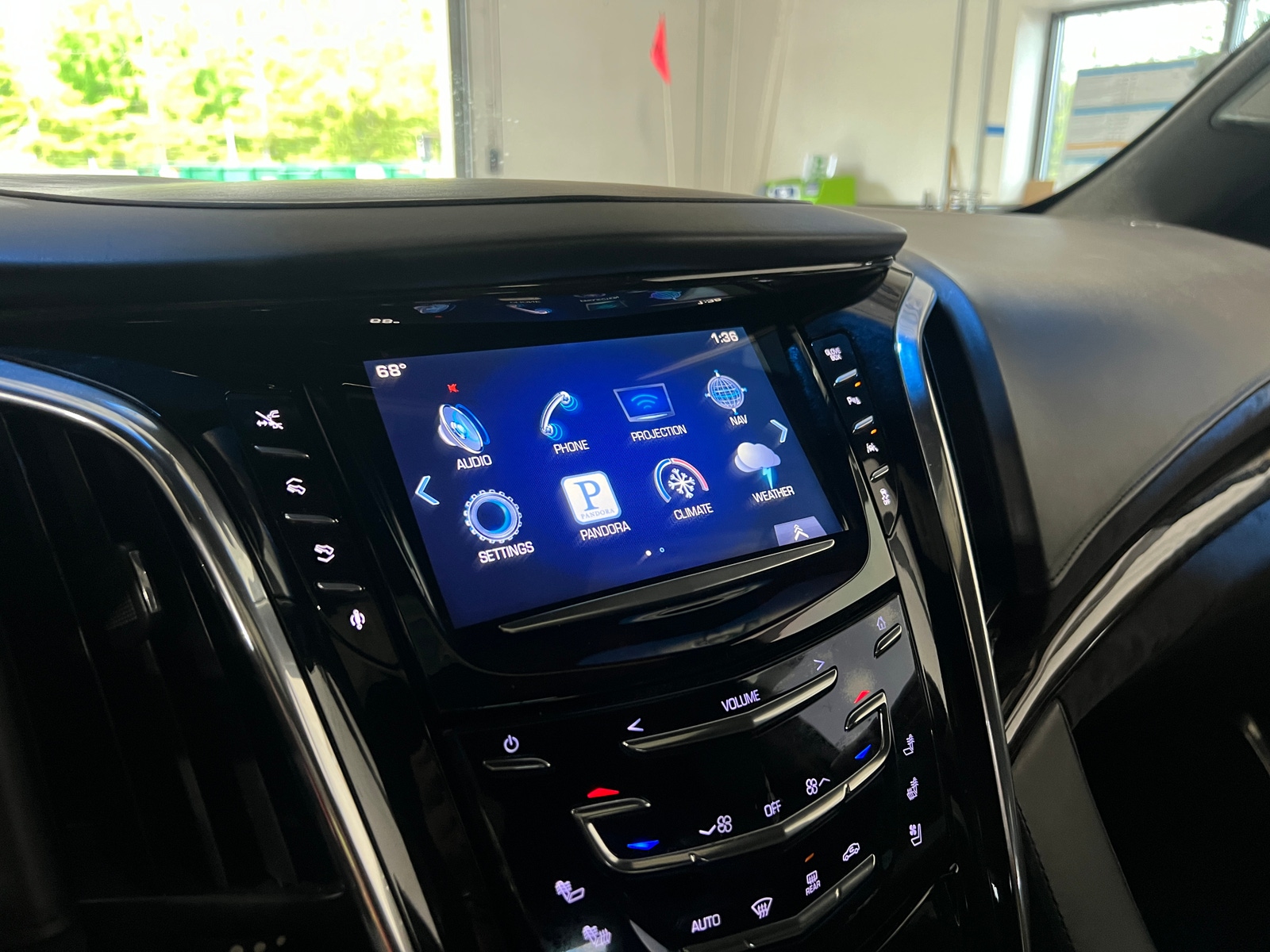 Thumbnail: 2016 Cadillac Escalade - 3