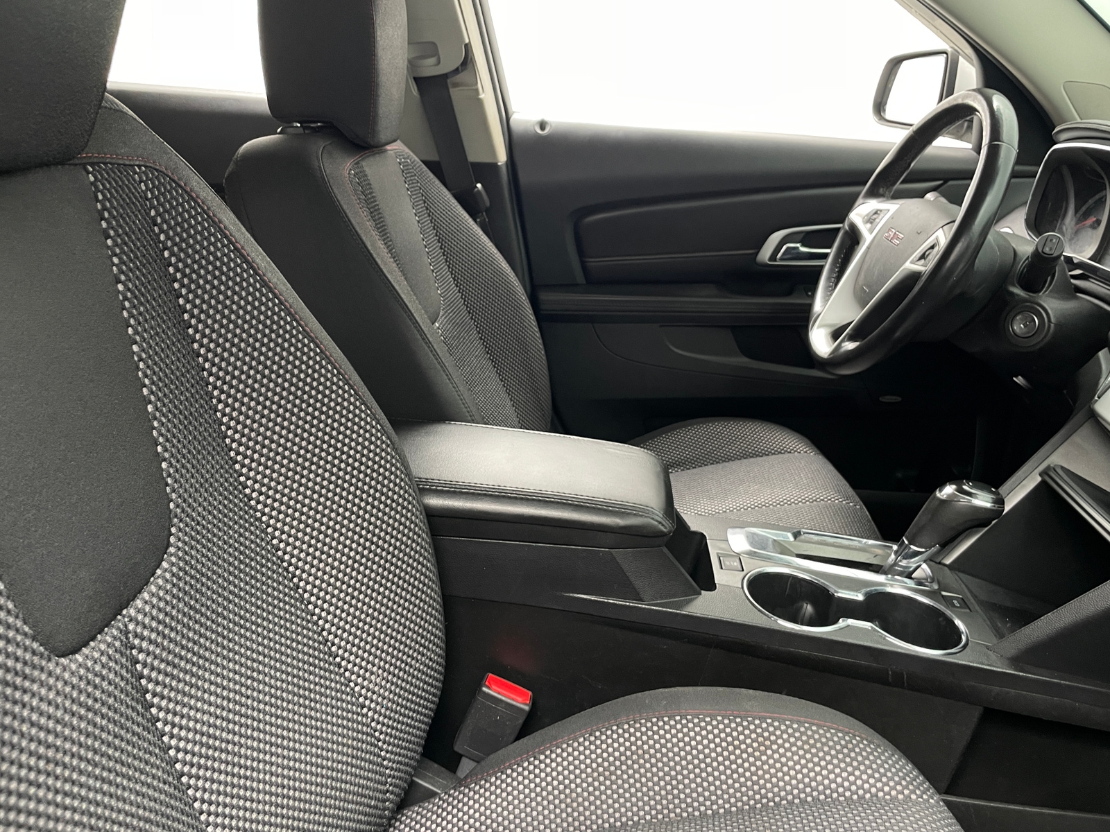 Thumbnail: 2017 GMC Terrain - 2