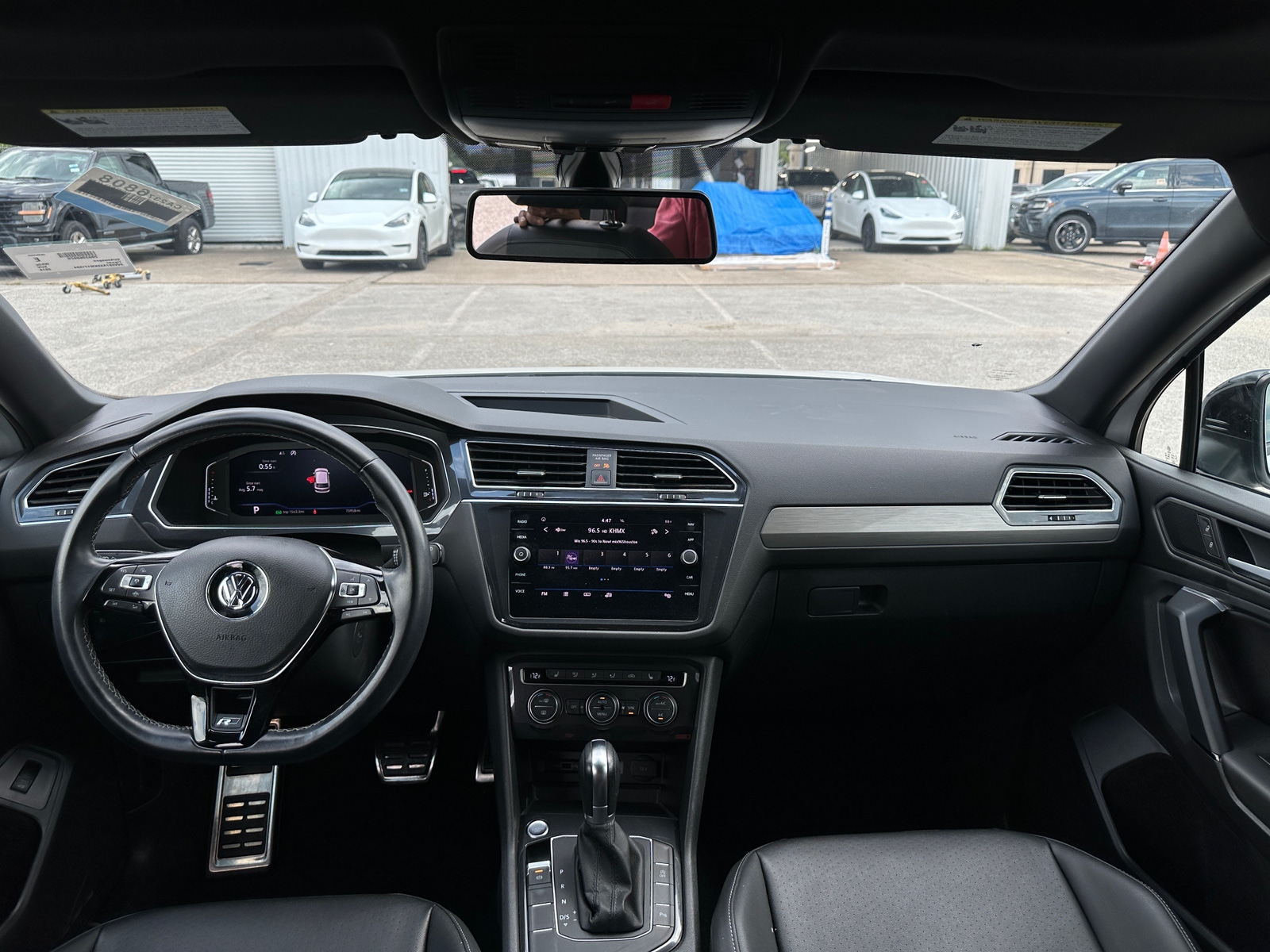 Thumbnail: 2019 Volkswagen Tiguan - 2
