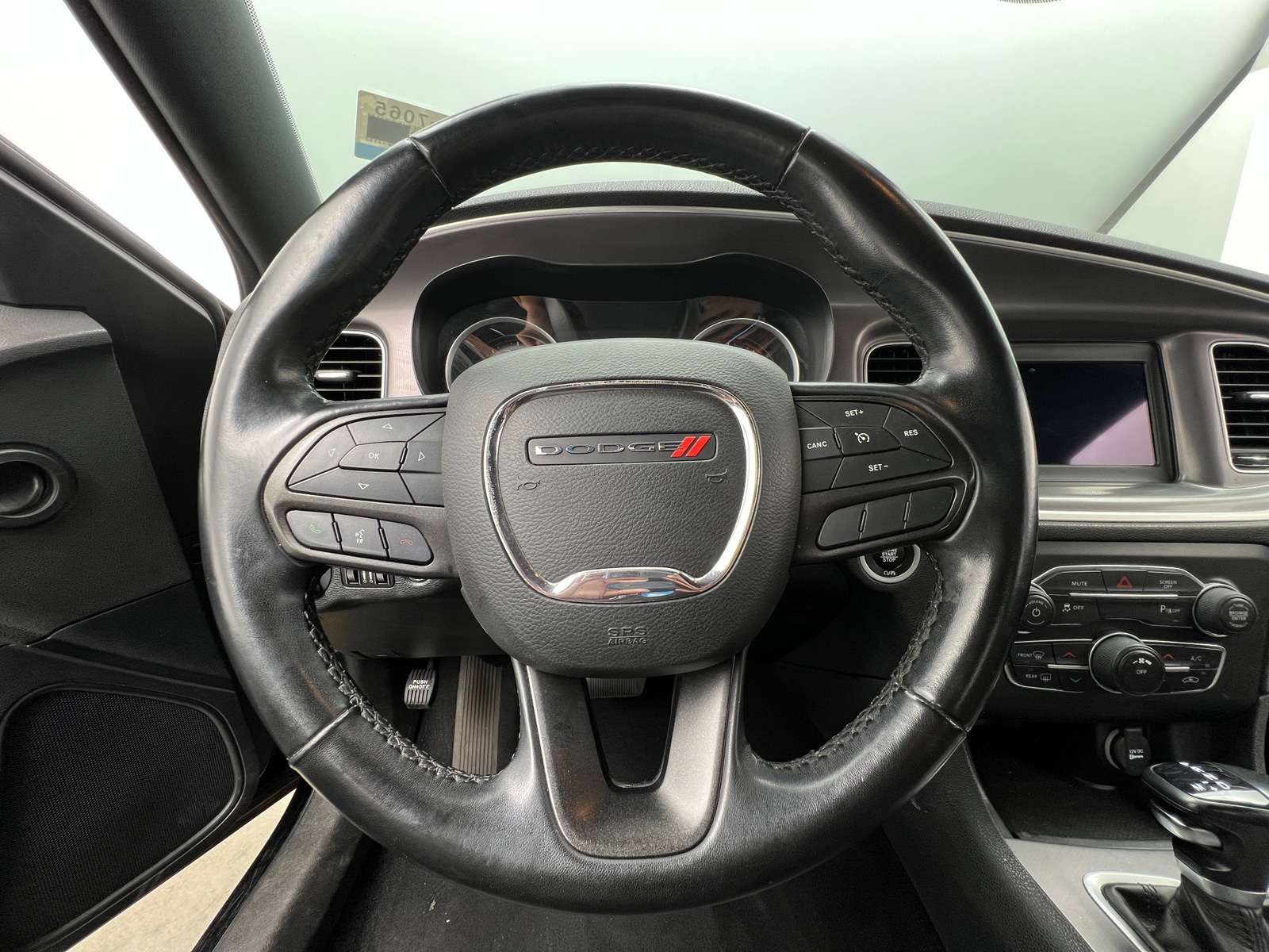 Thumbnail: 2022 Dodge Charger - 5