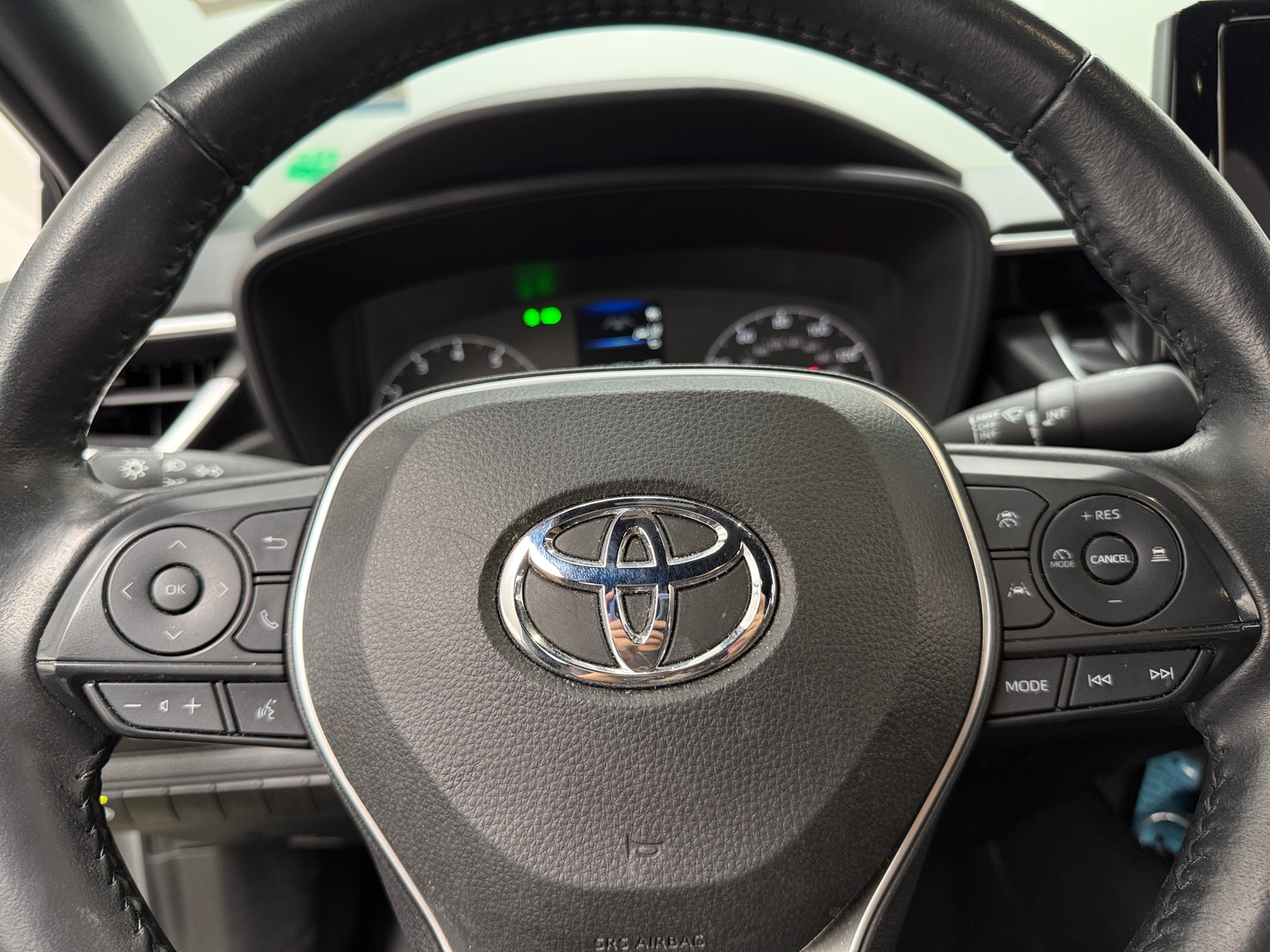 Thumbnail: 2023 Toyota Corolla - 5
