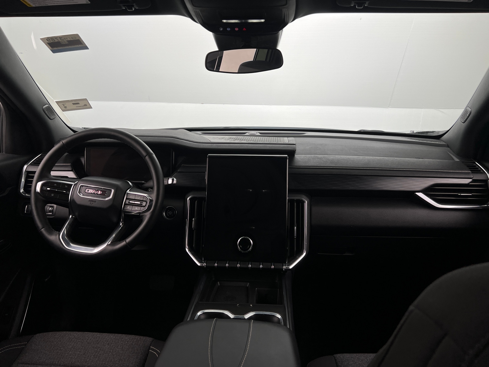 Thumbnail: 2025 GMC Acadia - 3