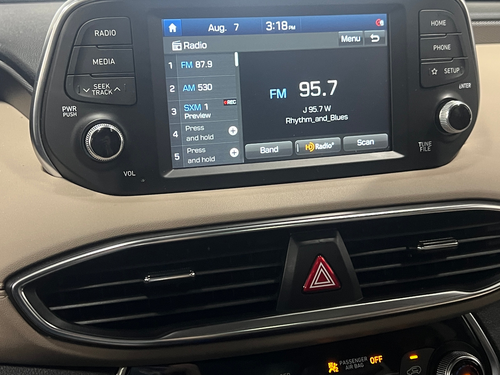 Thumbnail: 2020 Hyundai Santa Fe - 3