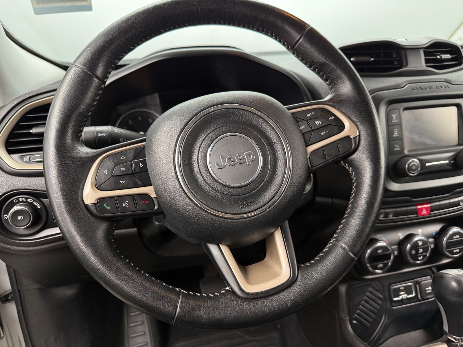 Thumbnail: 2017 Jeep Renegade - 4