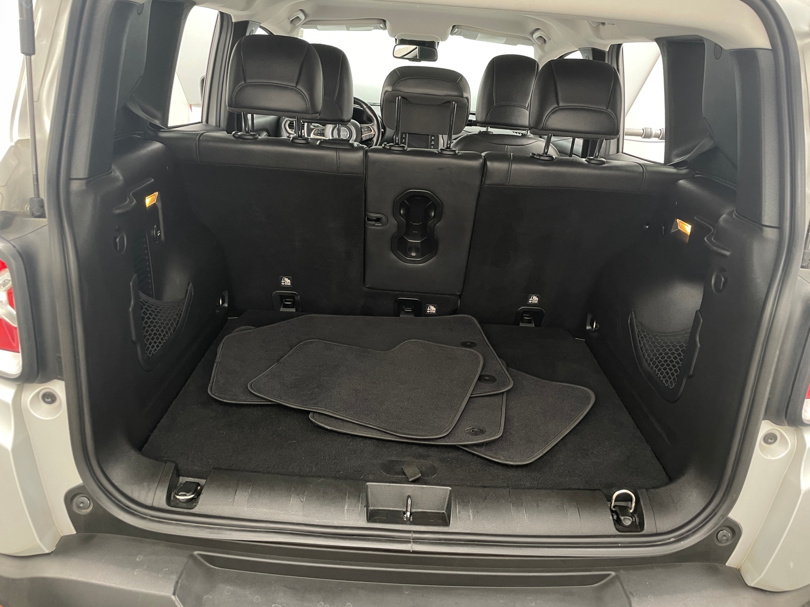 Thumbnail: 2017 Jeep Renegade - 6