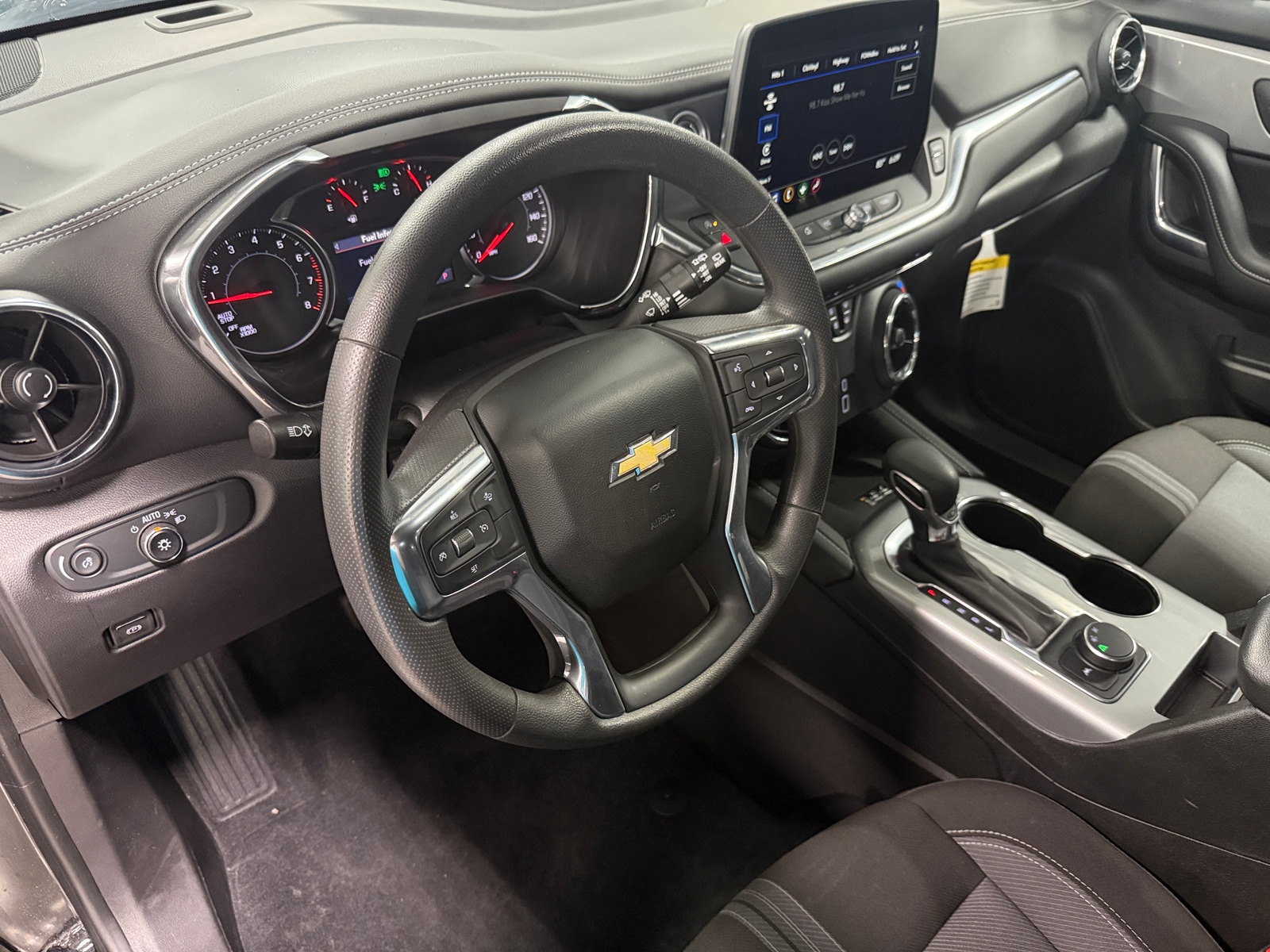 Thumbnail: 2023 Chevrolet Blazer - 3