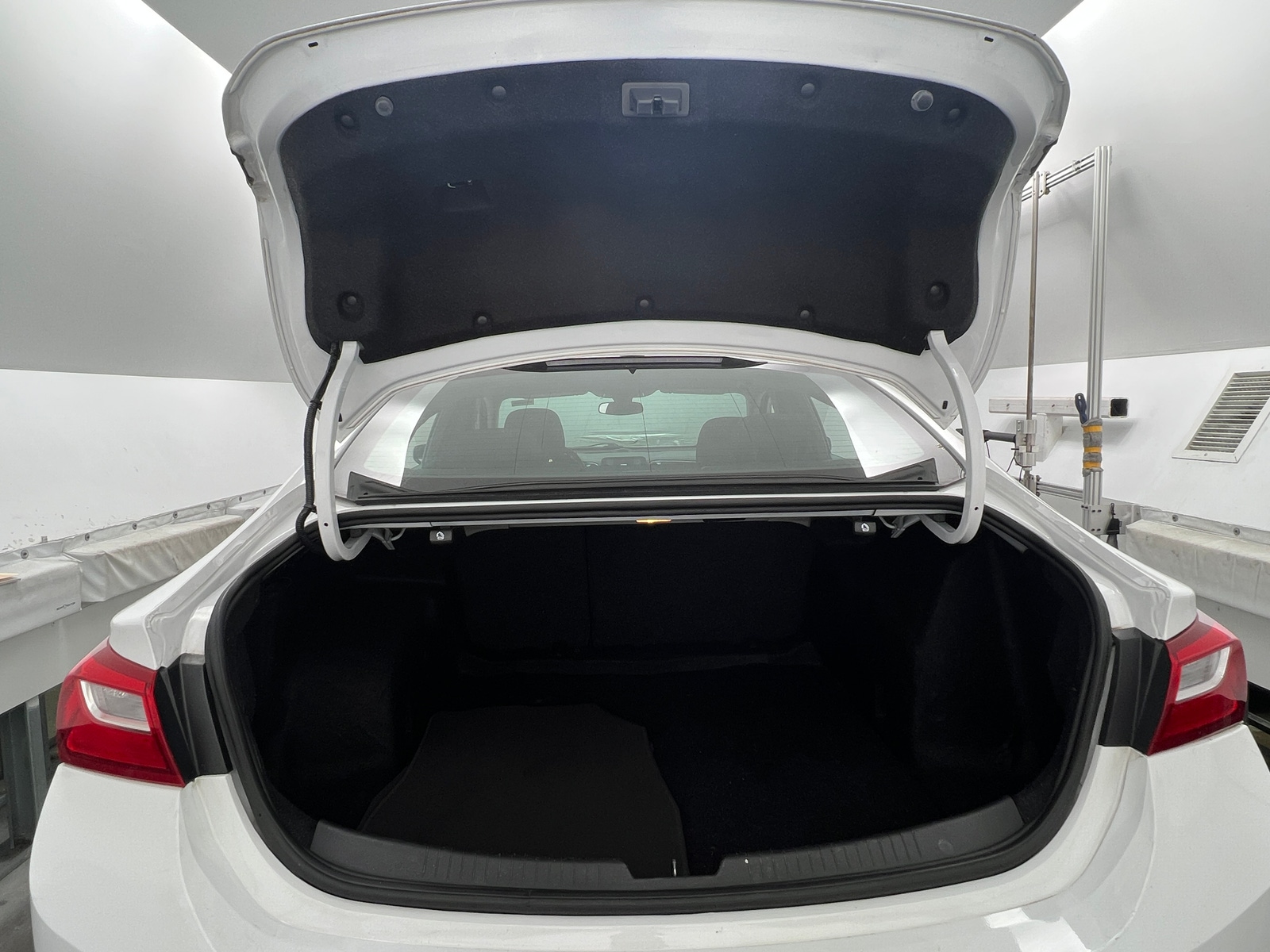 Thumbnail: 2021 Chevrolet Malibu - 7