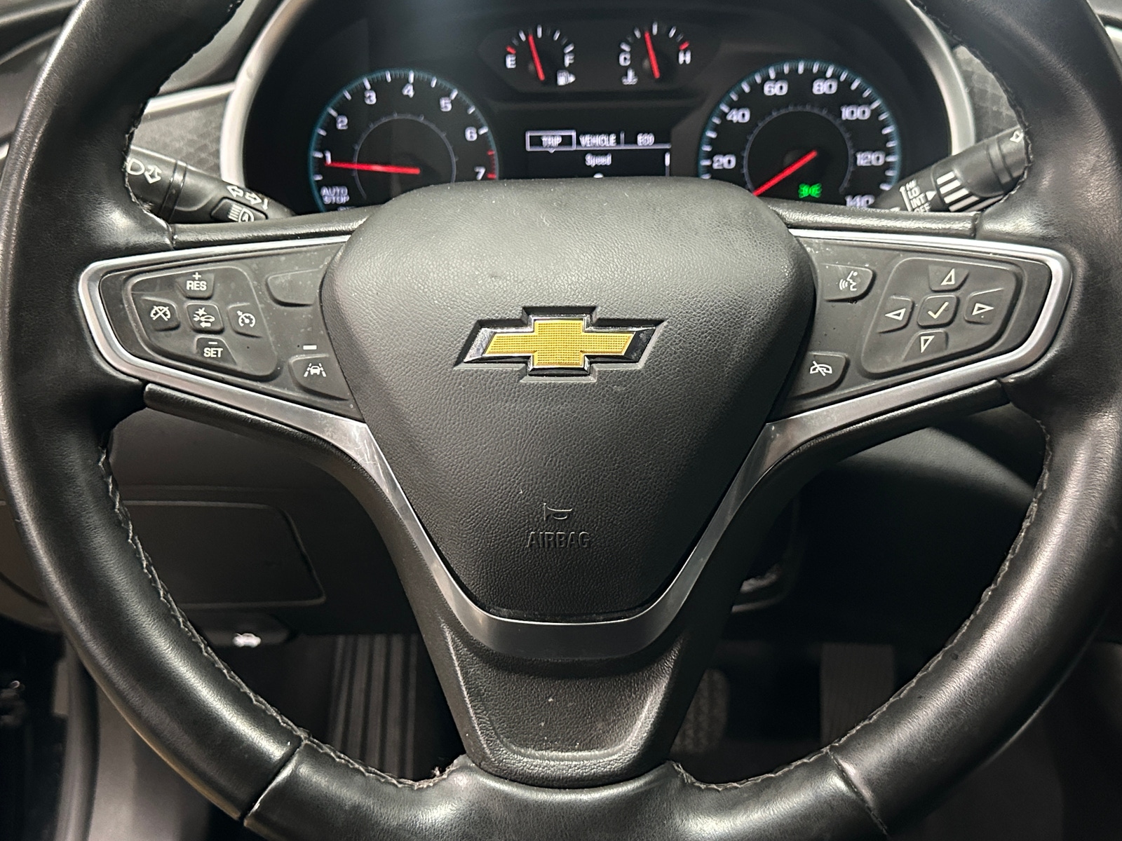 Thumbnail: 2023 Chevrolet Malibu - 5