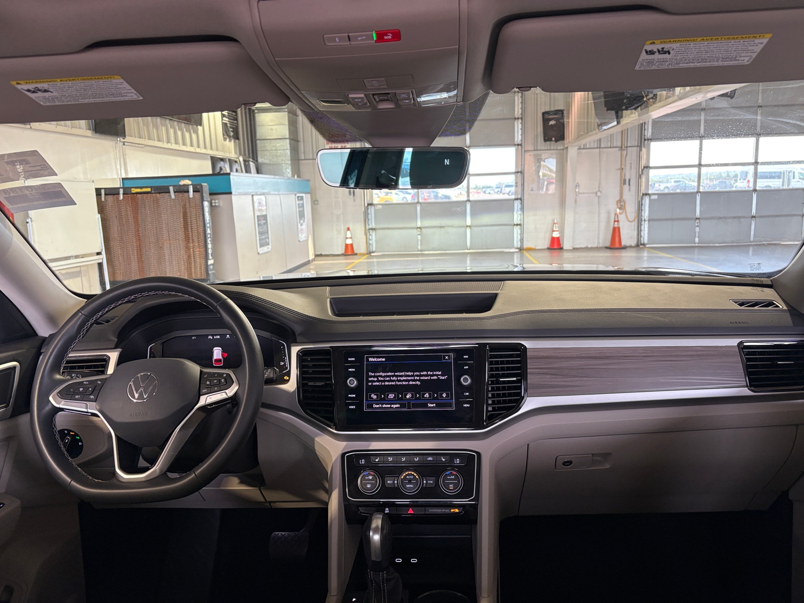 Thumbnail: 2022 Volkswagen Atlas - 2