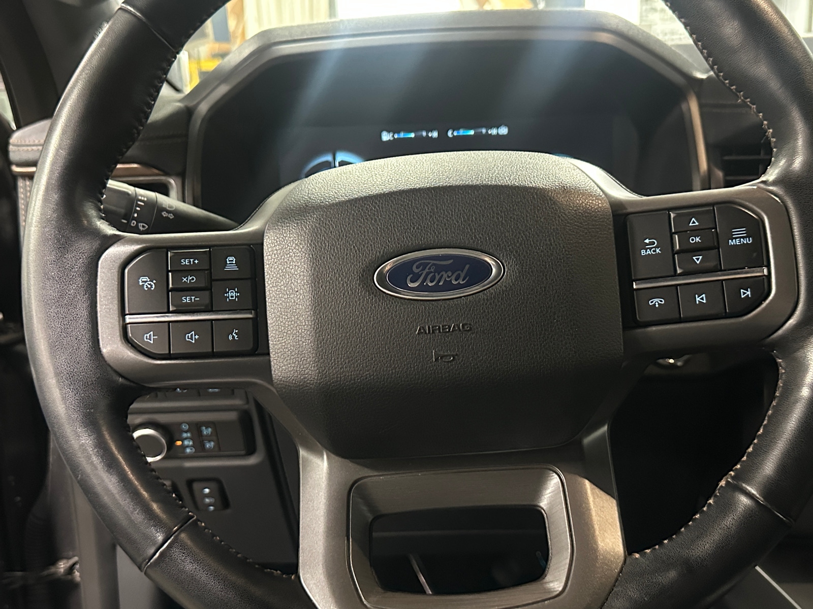 Thumbnail: 2022 Ford F-150 - 4