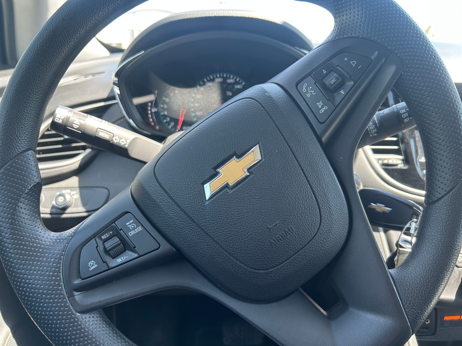 Thumbnail: 2022 Chevrolet Trax - 5
