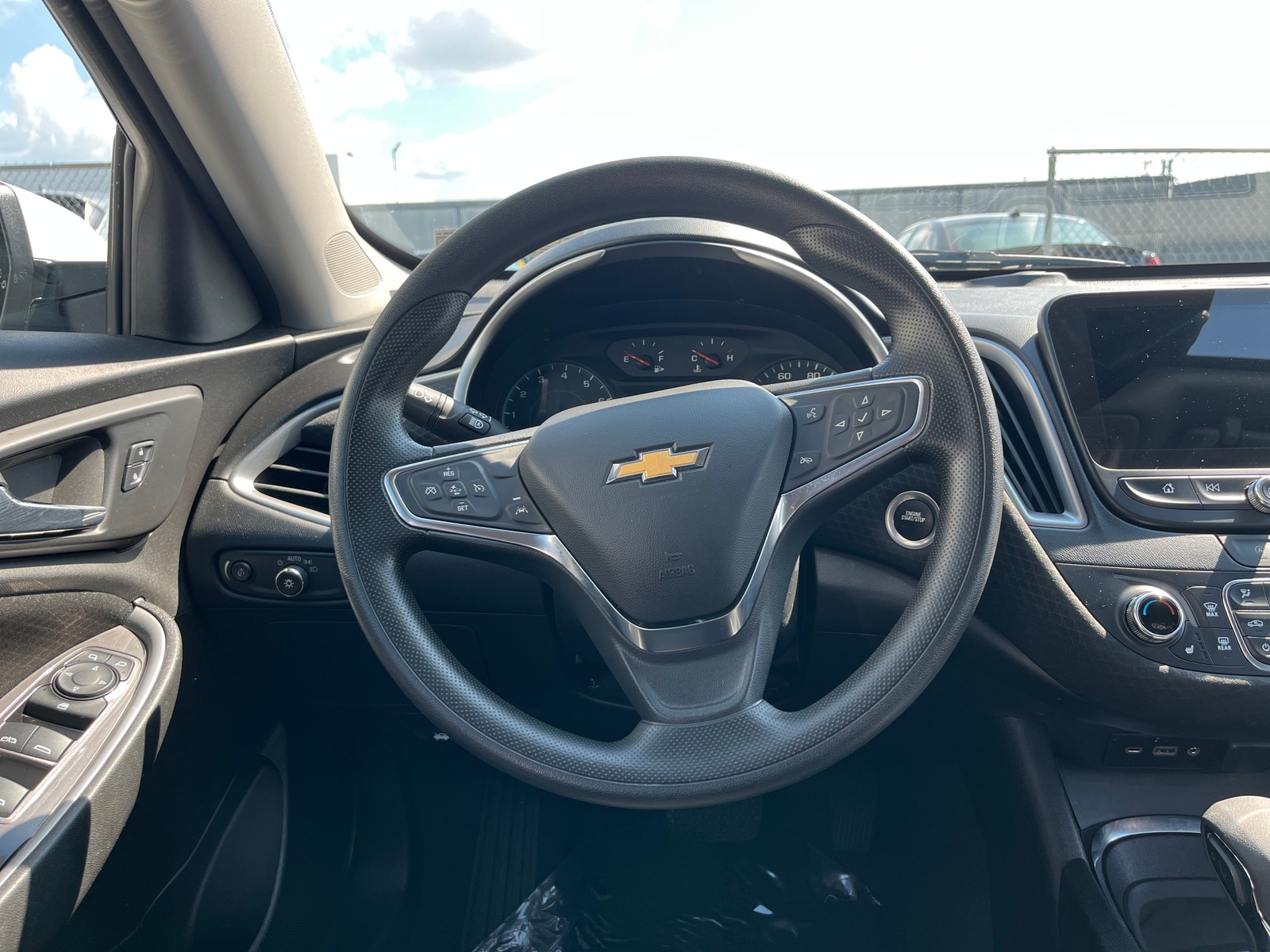 Thumbnail: 2024 Chevrolet Malibu - 5