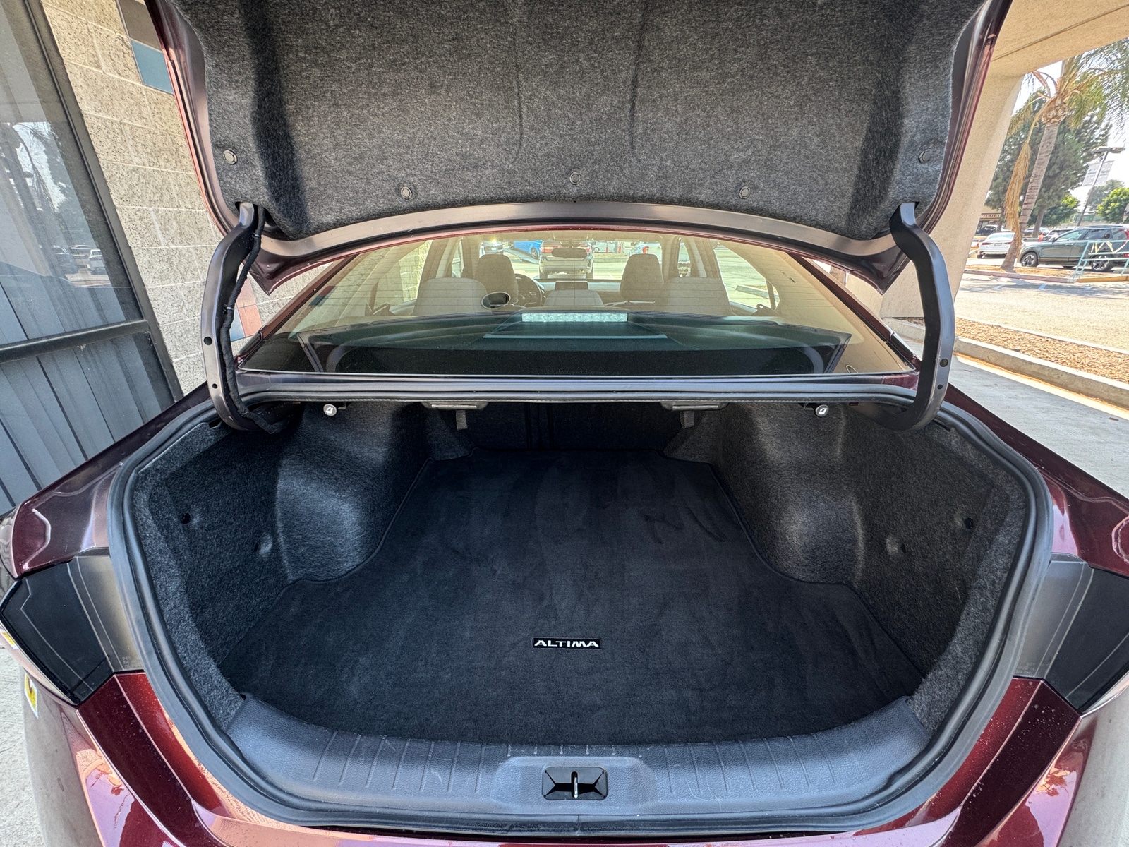 Thumbnail: 2024 Nissan Altima - 6