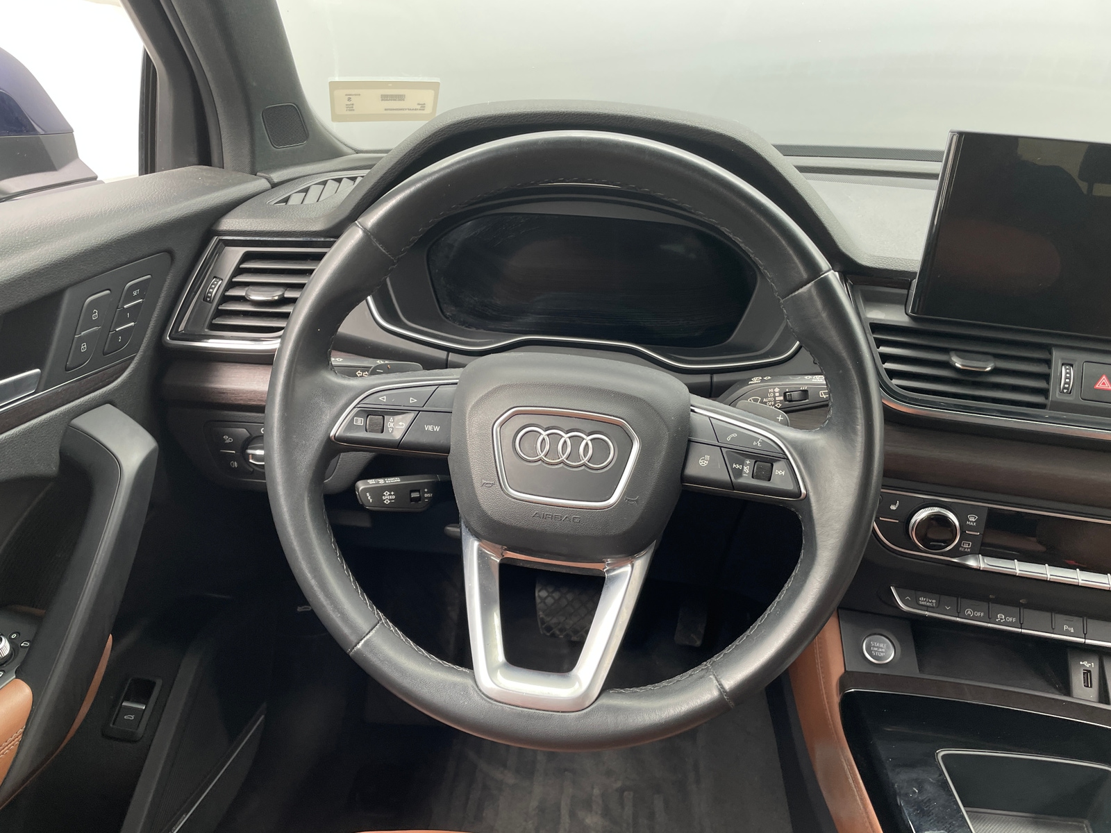 Thumbnail: 2021 Audi Q5 - 4