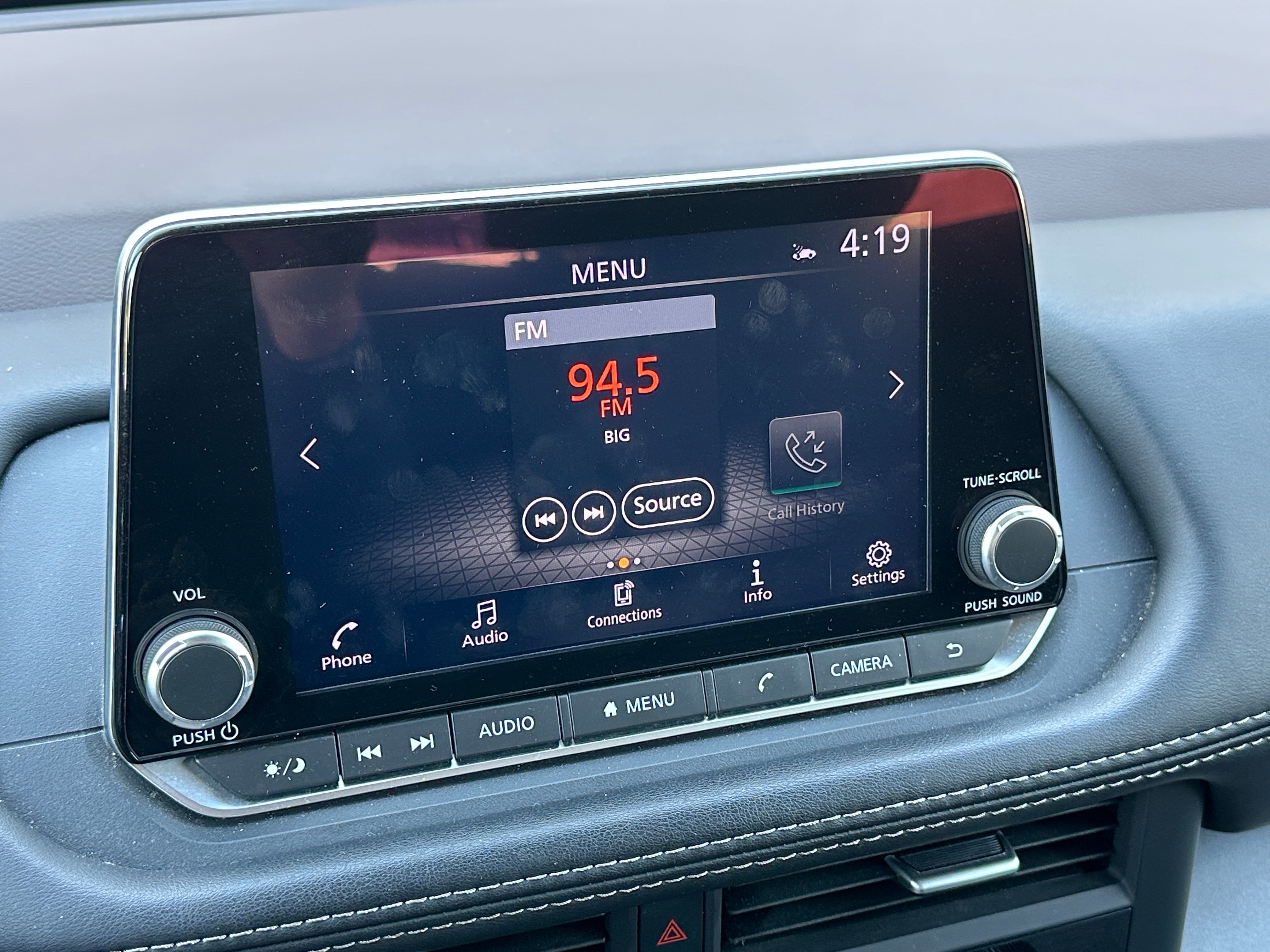 Thumbnail: 2023 Nissan Rogue - 4