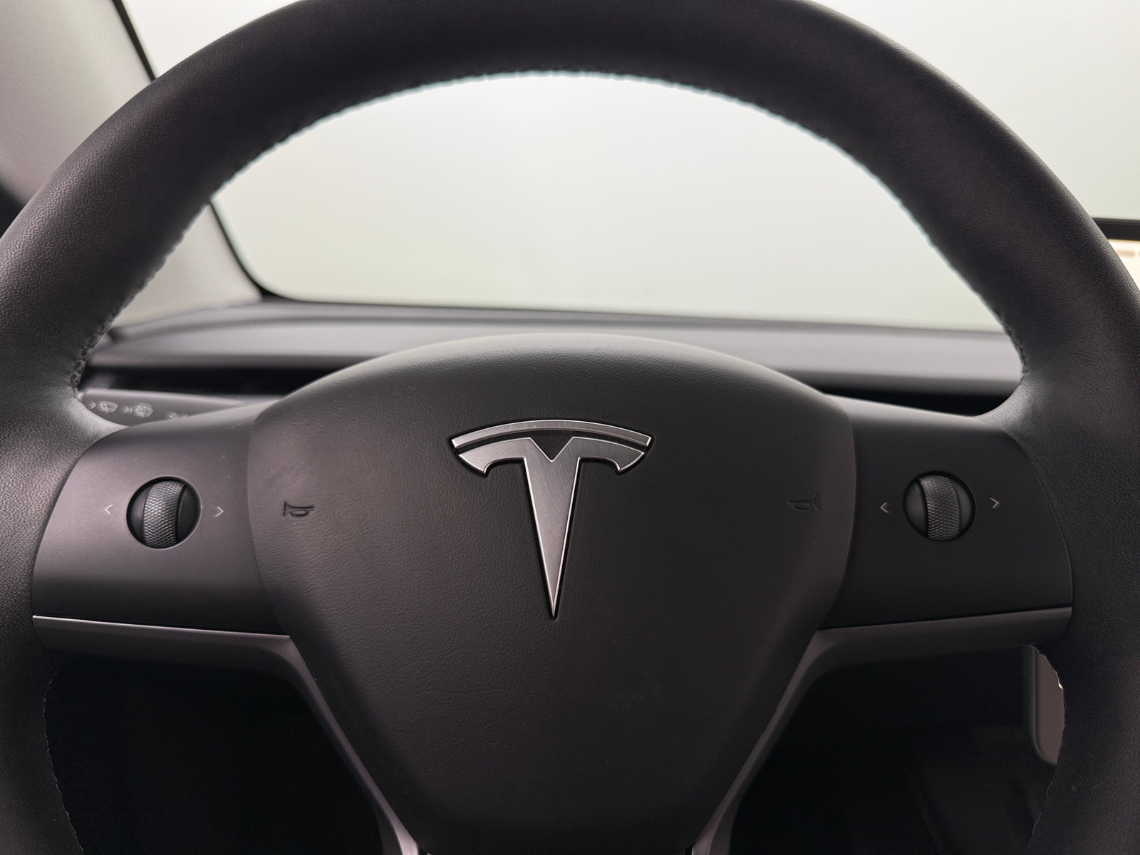 Thumbnail: 2024 Tesla Model Y - 4