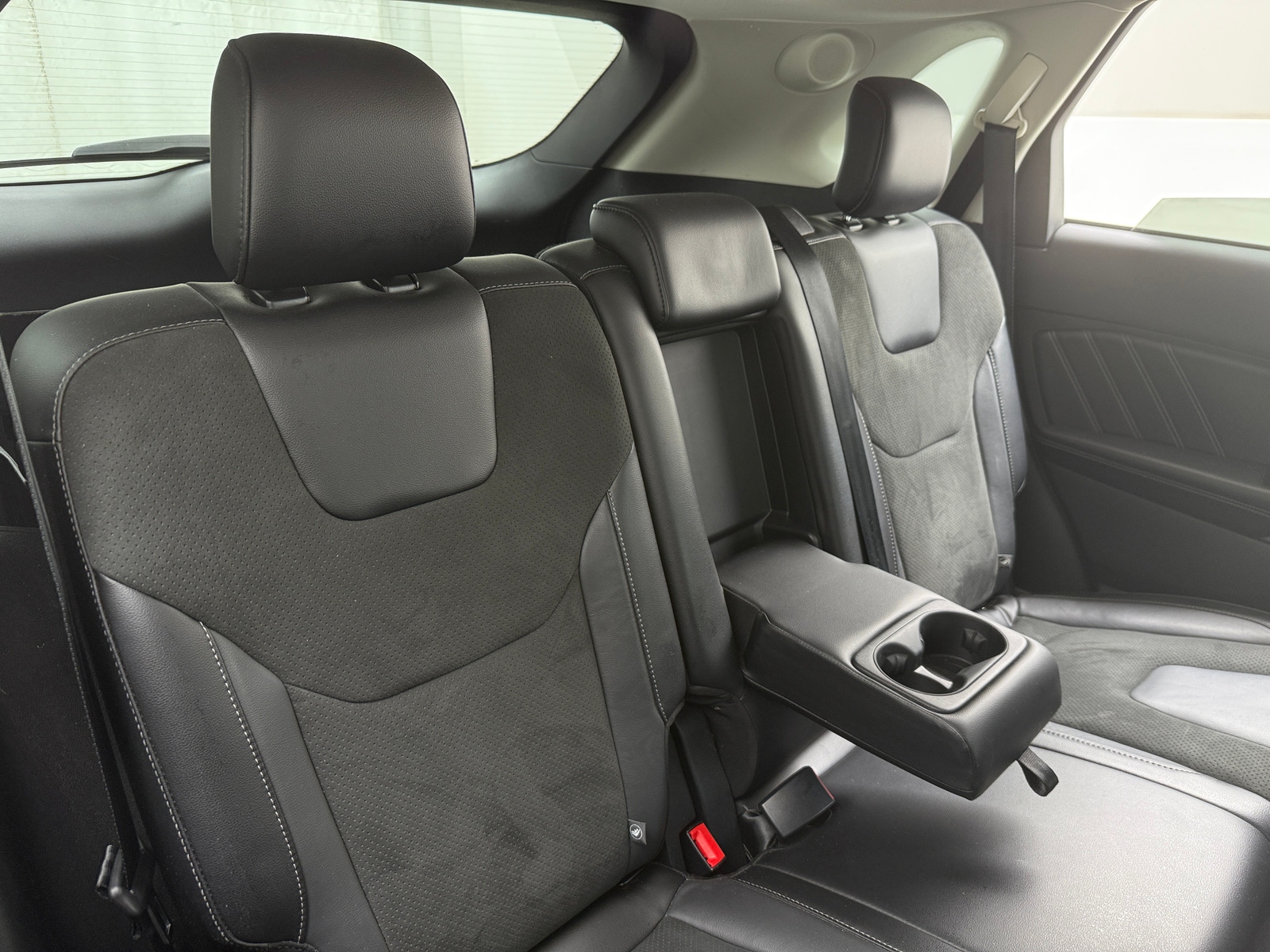 Thumbnail: 2017 Ford Edge - 5