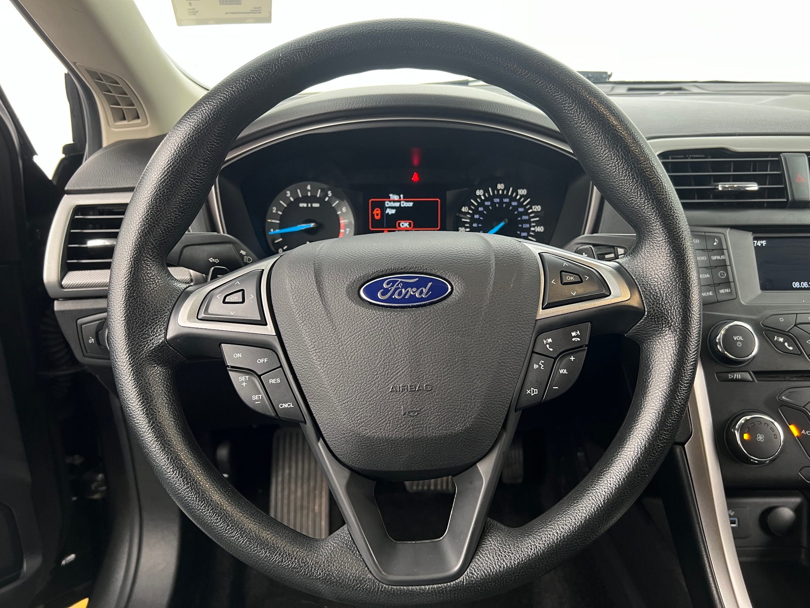 Thumbnail: 2017 Ford Fusion - 5