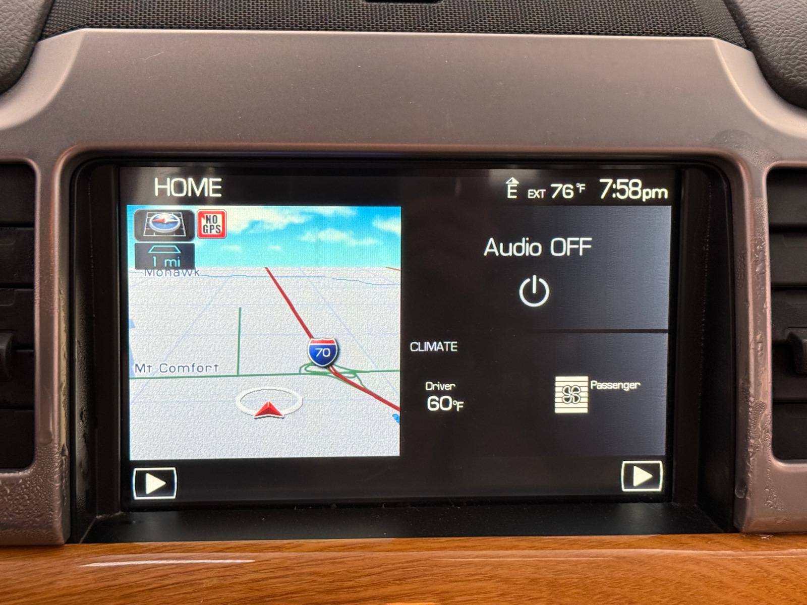 Thumbnail: 2012 Lincoln MKZ - 3