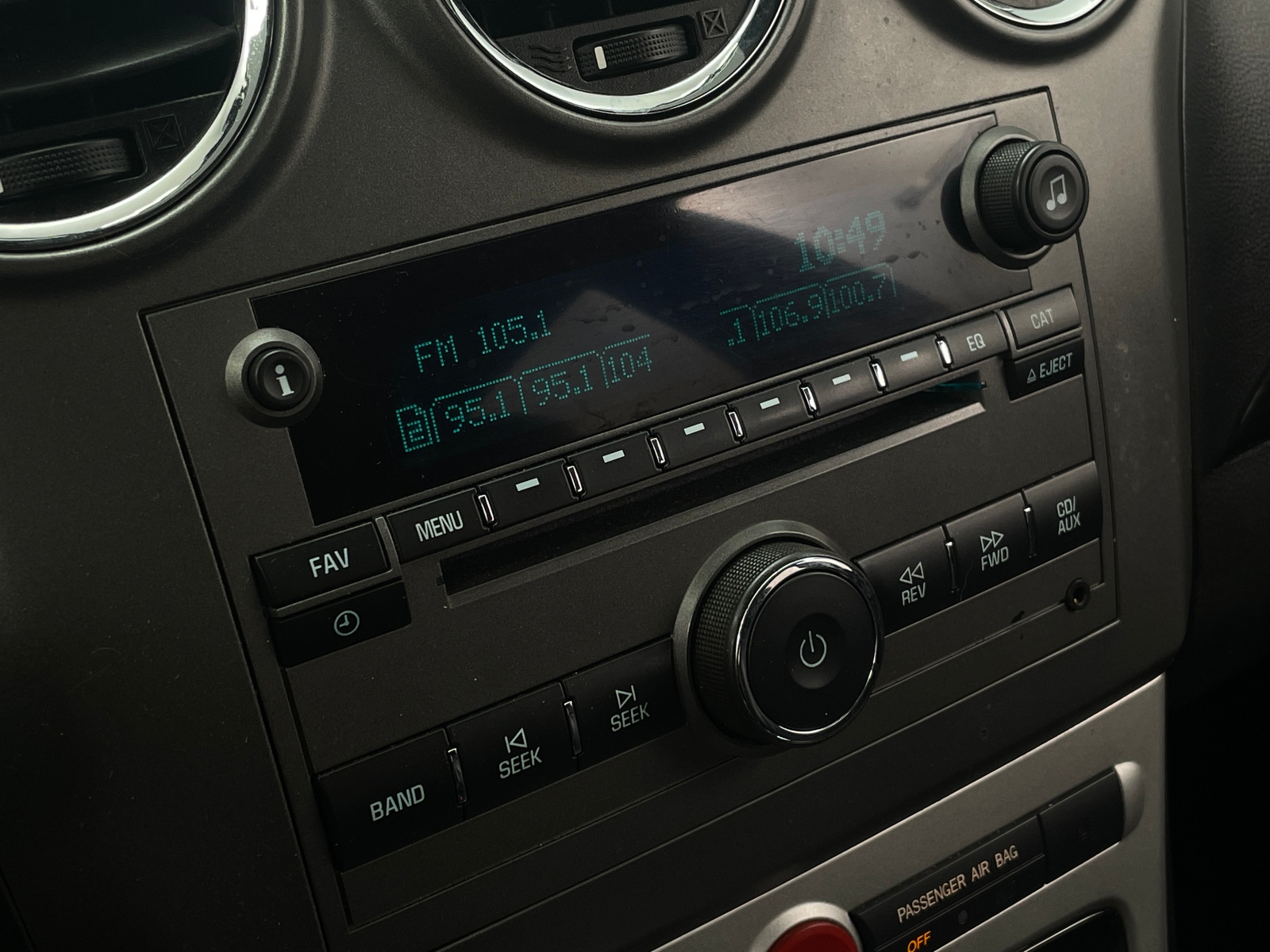 Thumbnail: 2015 Chevrolet Captiva Sport - 3