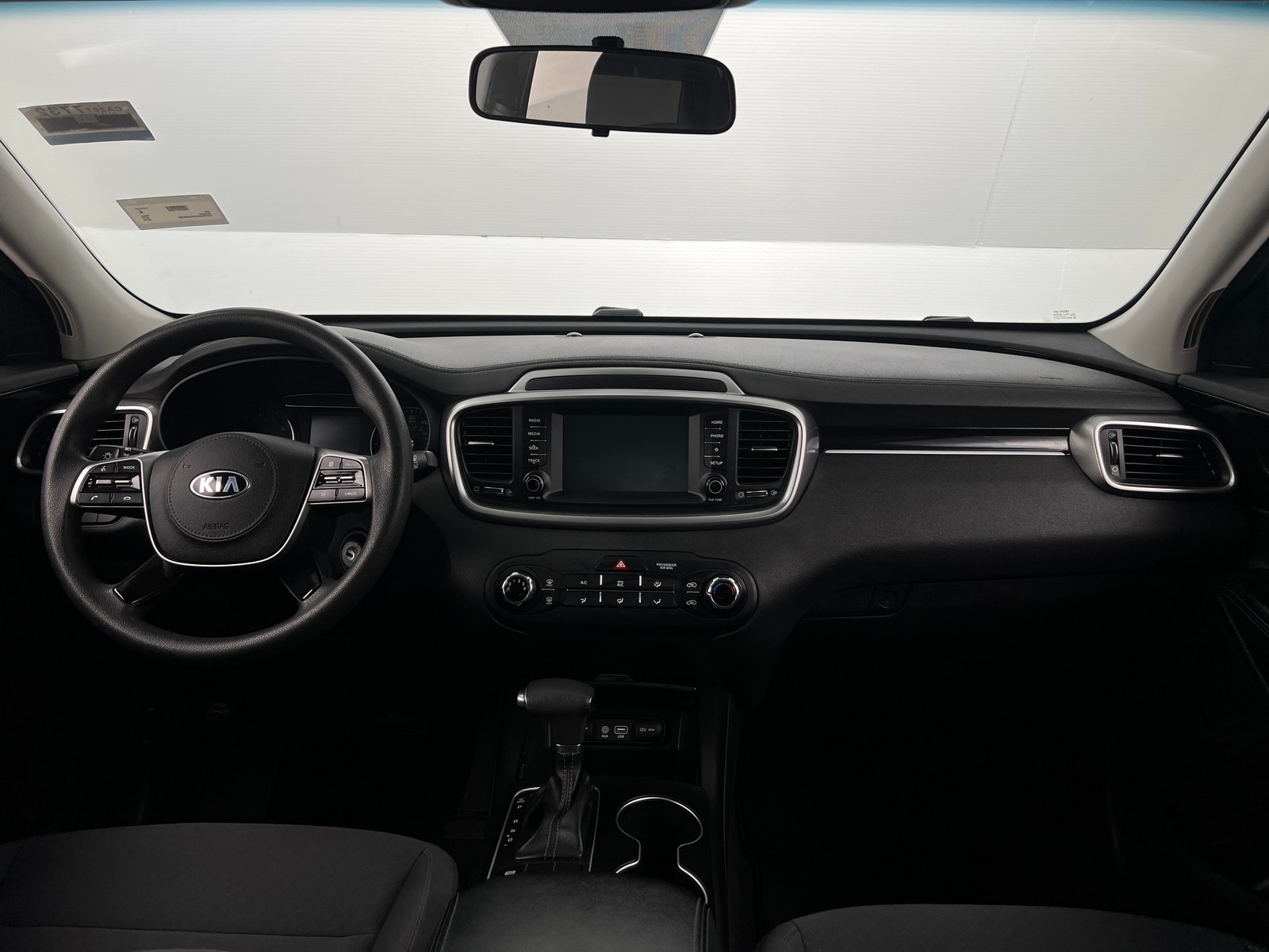 Thumbnail: 2019 Kia Sorento - 3