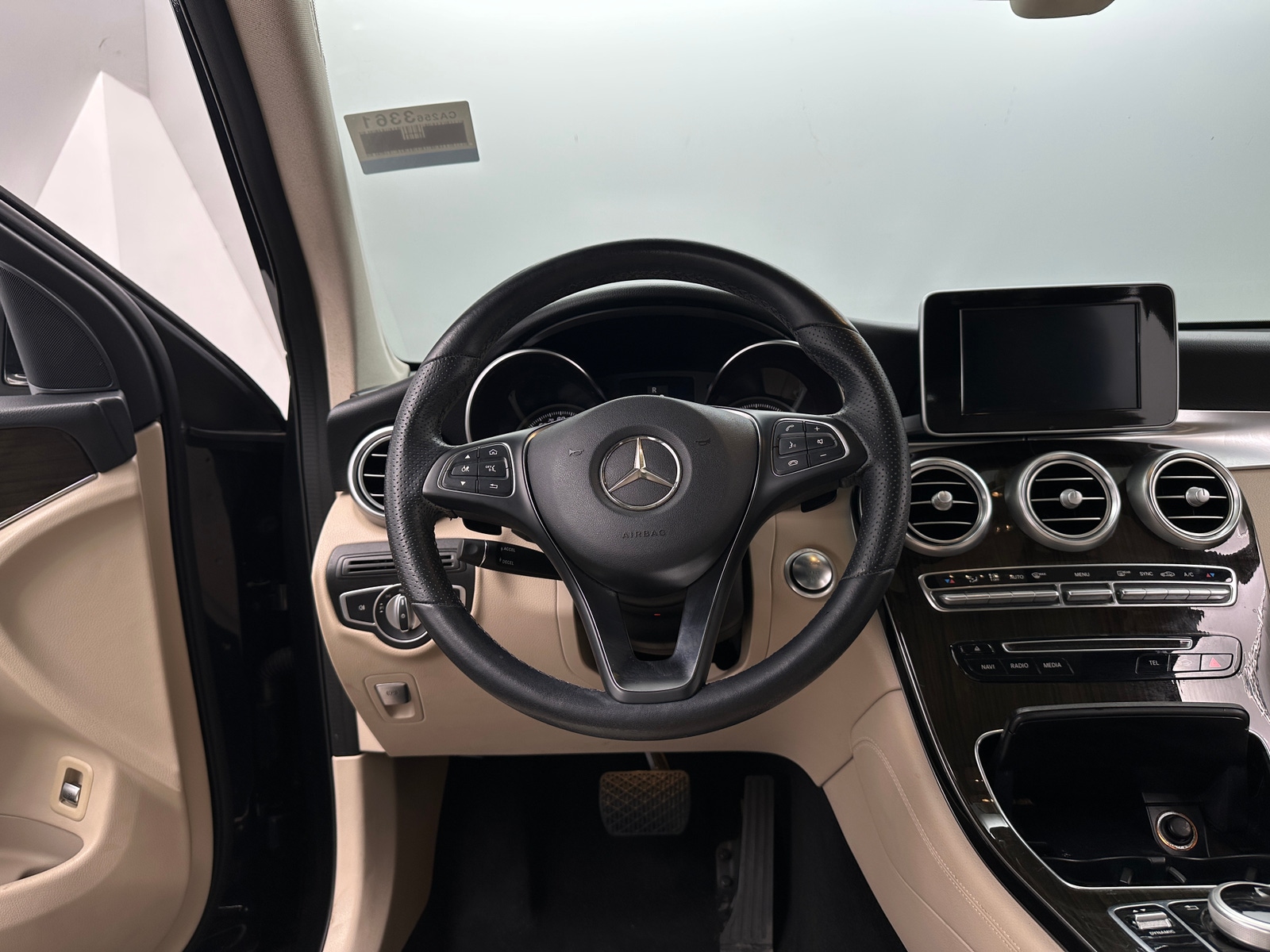 Thumbnail: 2019 Mercedes-Benz GLC - 4