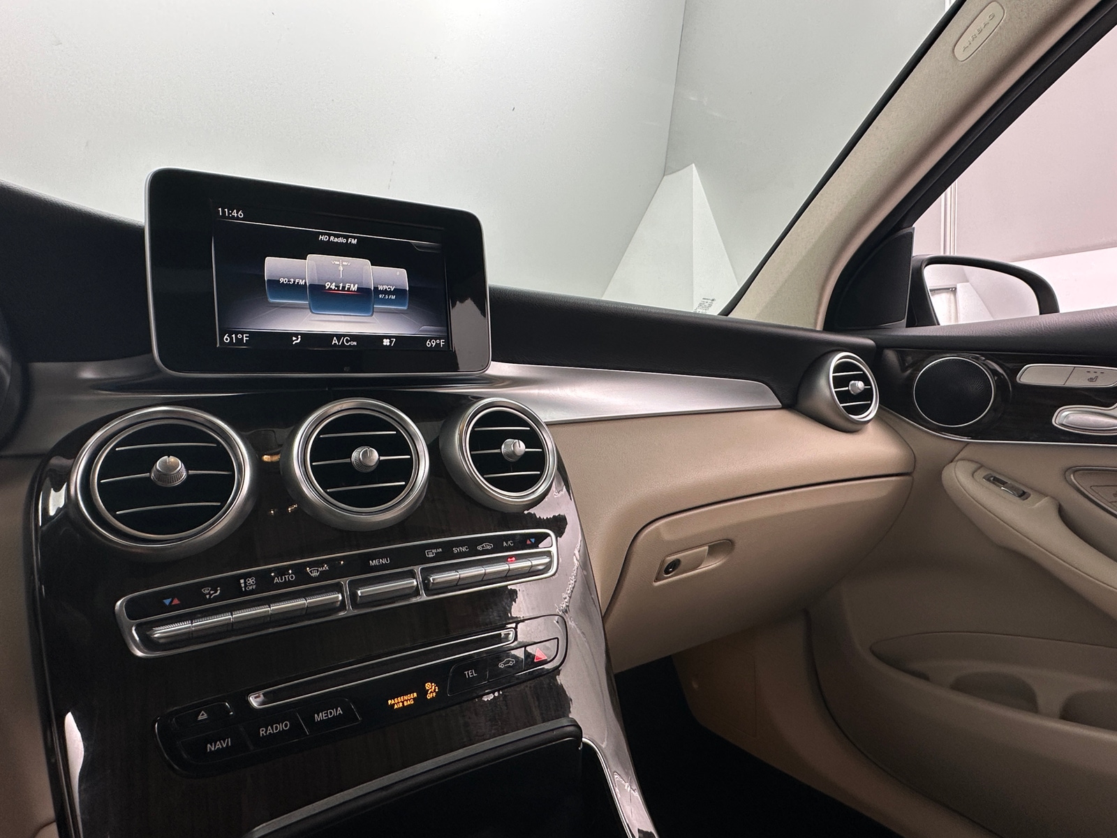Thumbnail: 2019 Mercedes-Benz GLC - 3