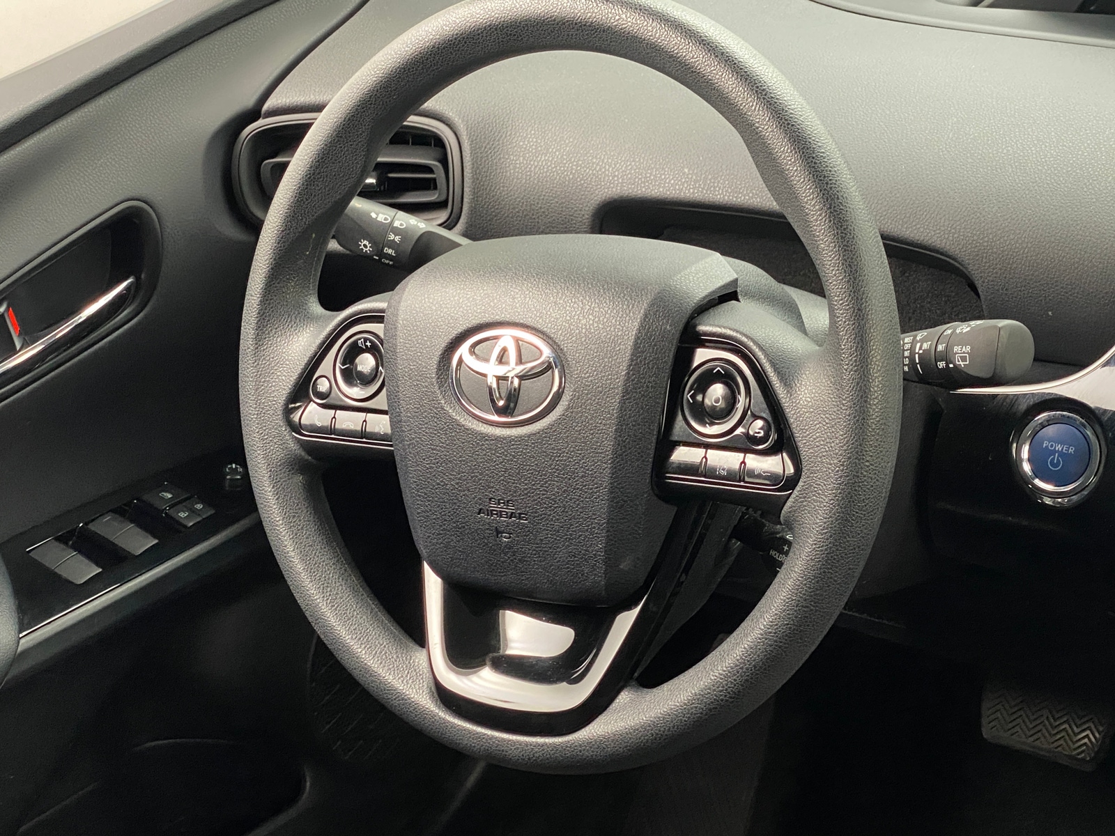 Thumbnail: 2019 Toyota Prius - 5