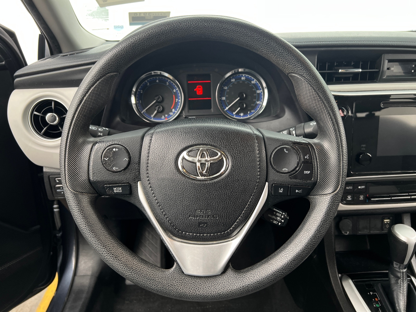 Thumbnail: 2018 Toyota Corolla - 5