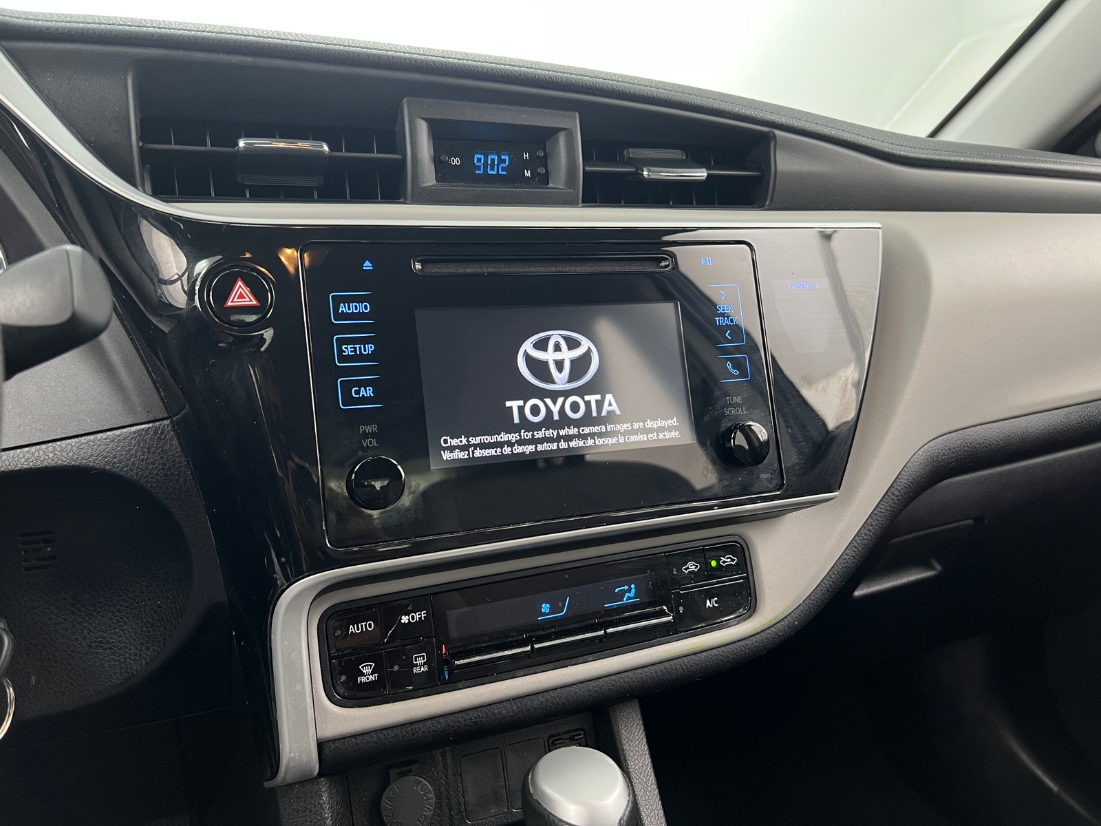 Thumbnail: 2018 Toyota Corolla - 4