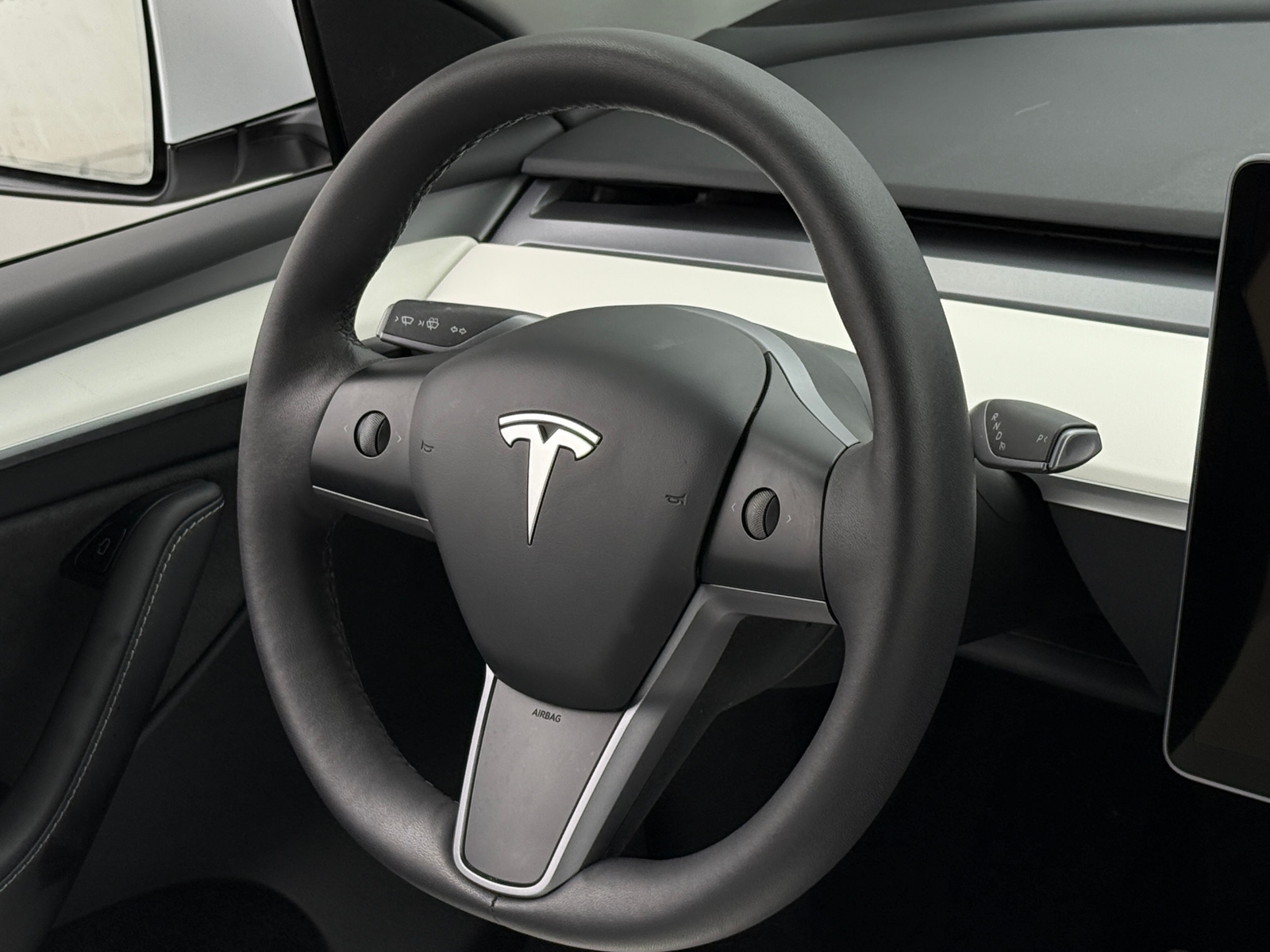 Thumbnail: 2022 Tesla Model Y - 4