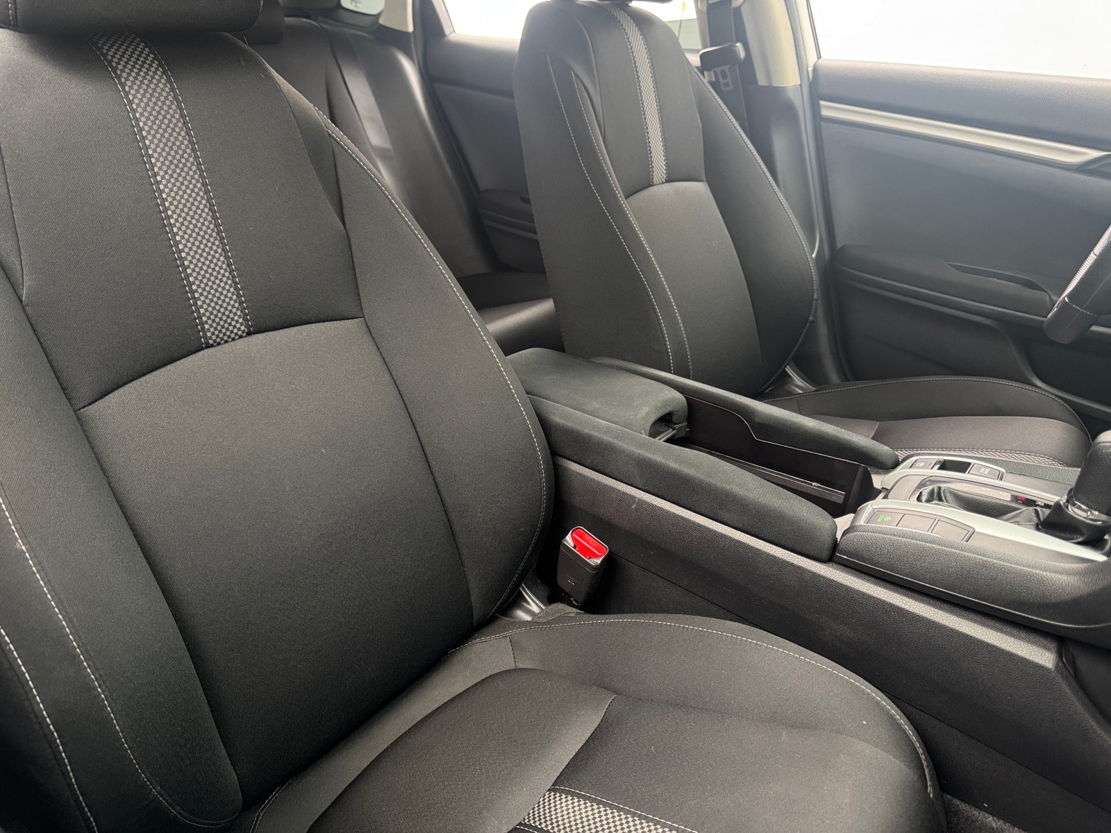 Thumbnail: 2019 Honda Civic - 2