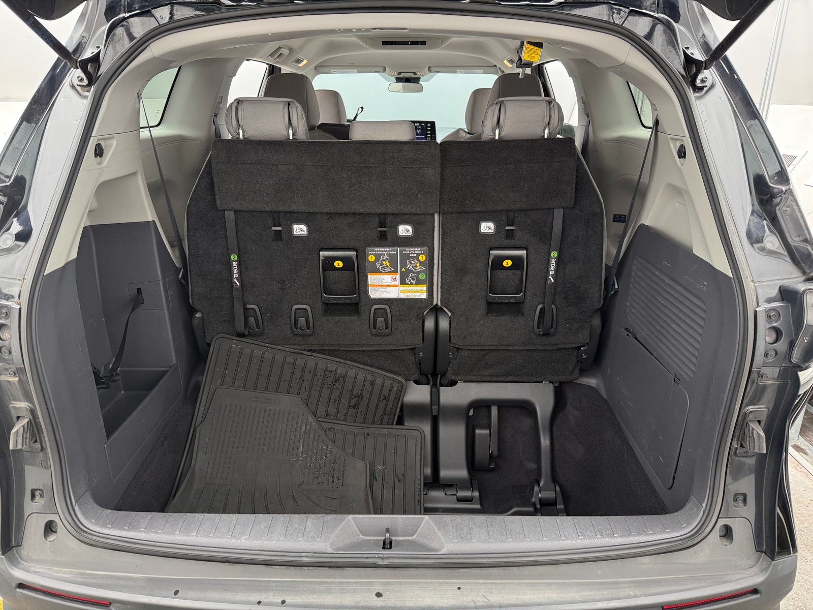 Thumbnail: 2022 Toyota Sienna - 7