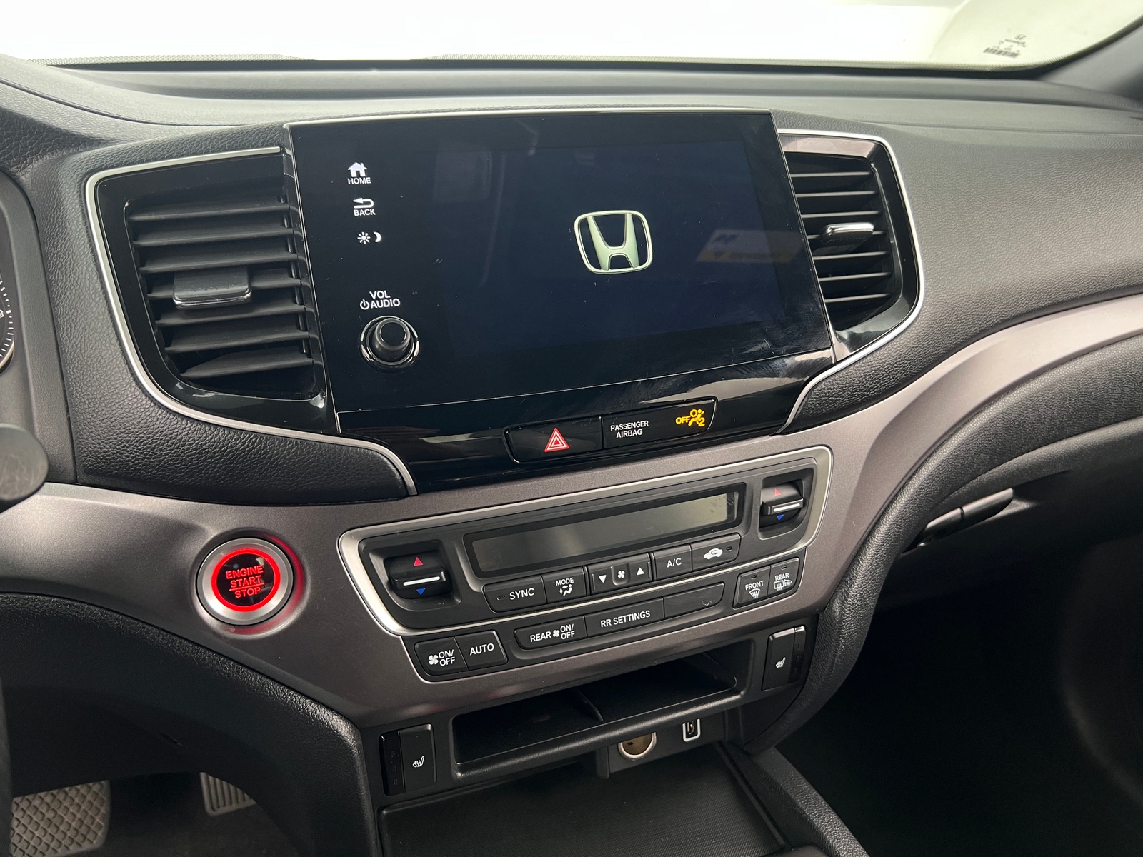 Thumbnail: 2019 Honda Passport - 3