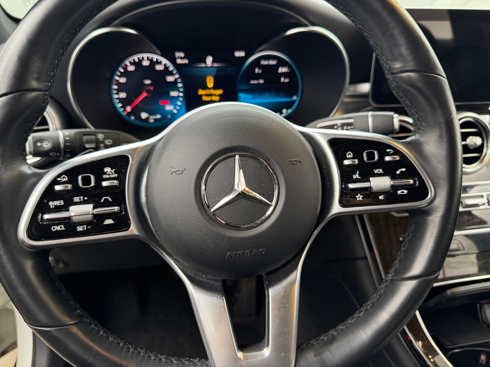 Thumbnail: 2022 Mercedes-Benz GLC - 4