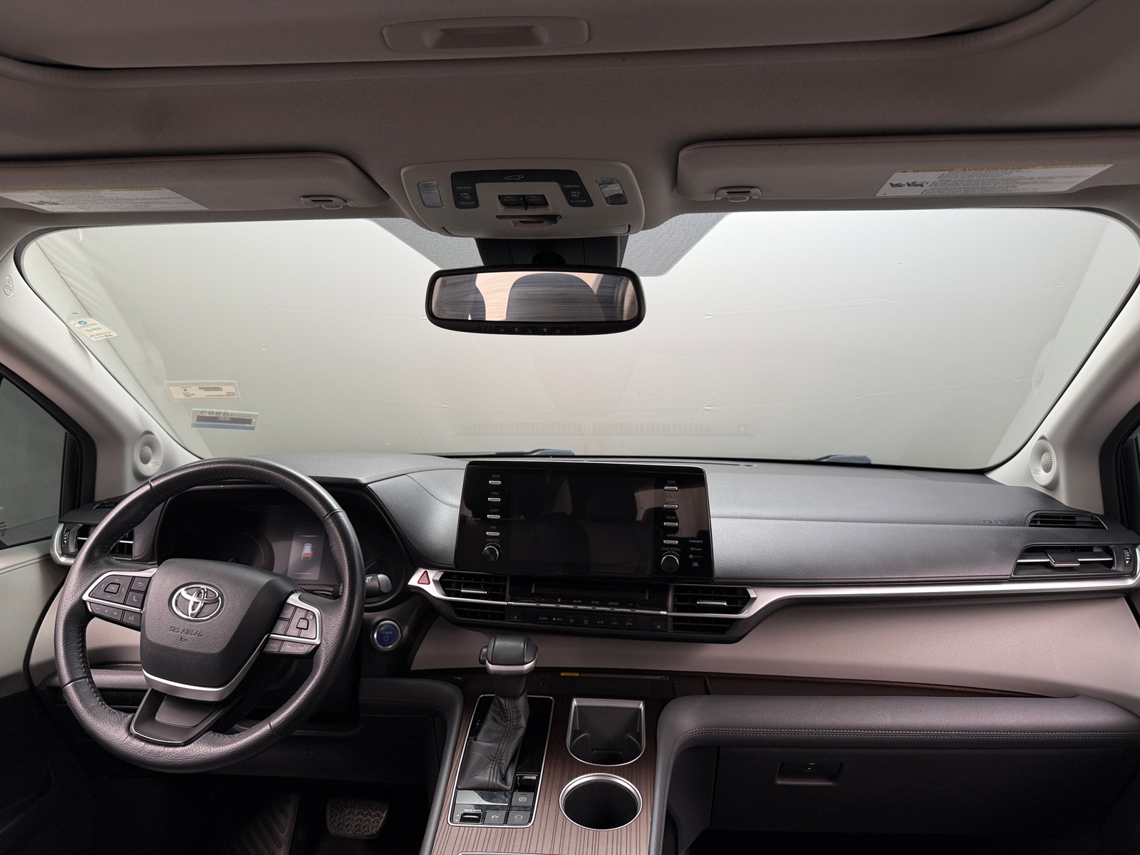 Thumbnail: 2021 Toyota Sienna - 2