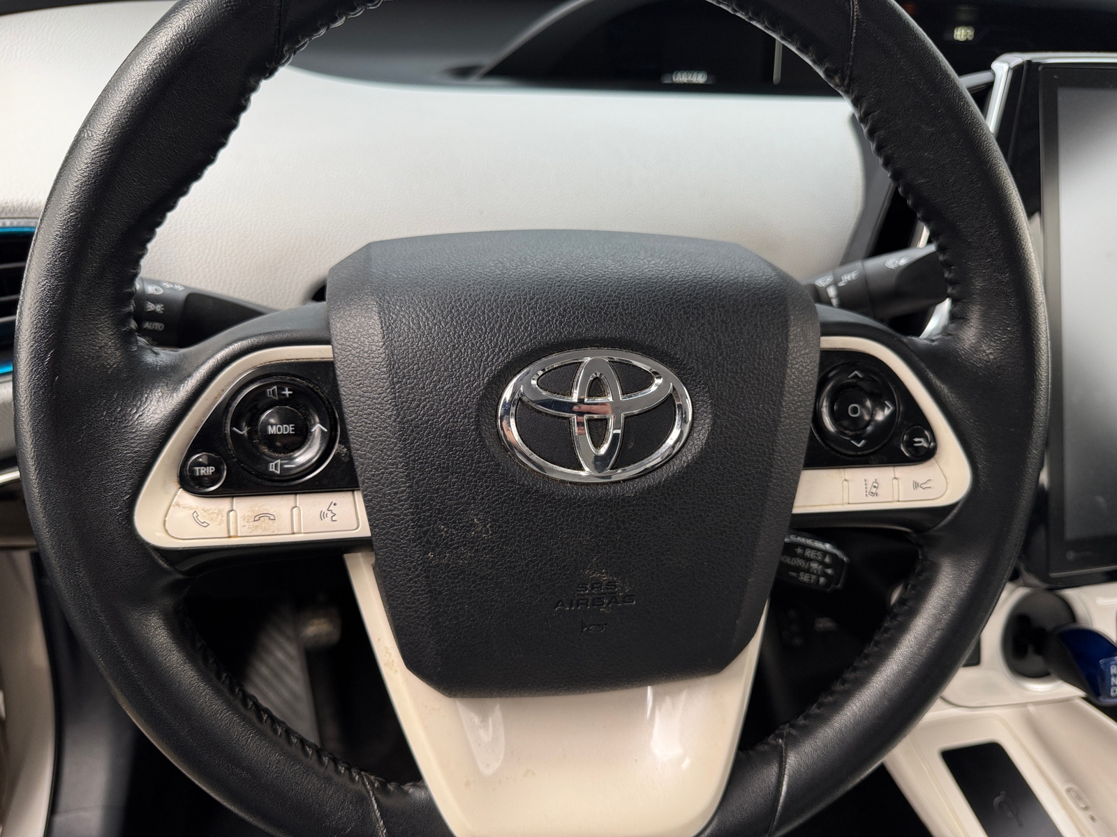 Thumbnail: 2017 Toyota Prius Prime - 5