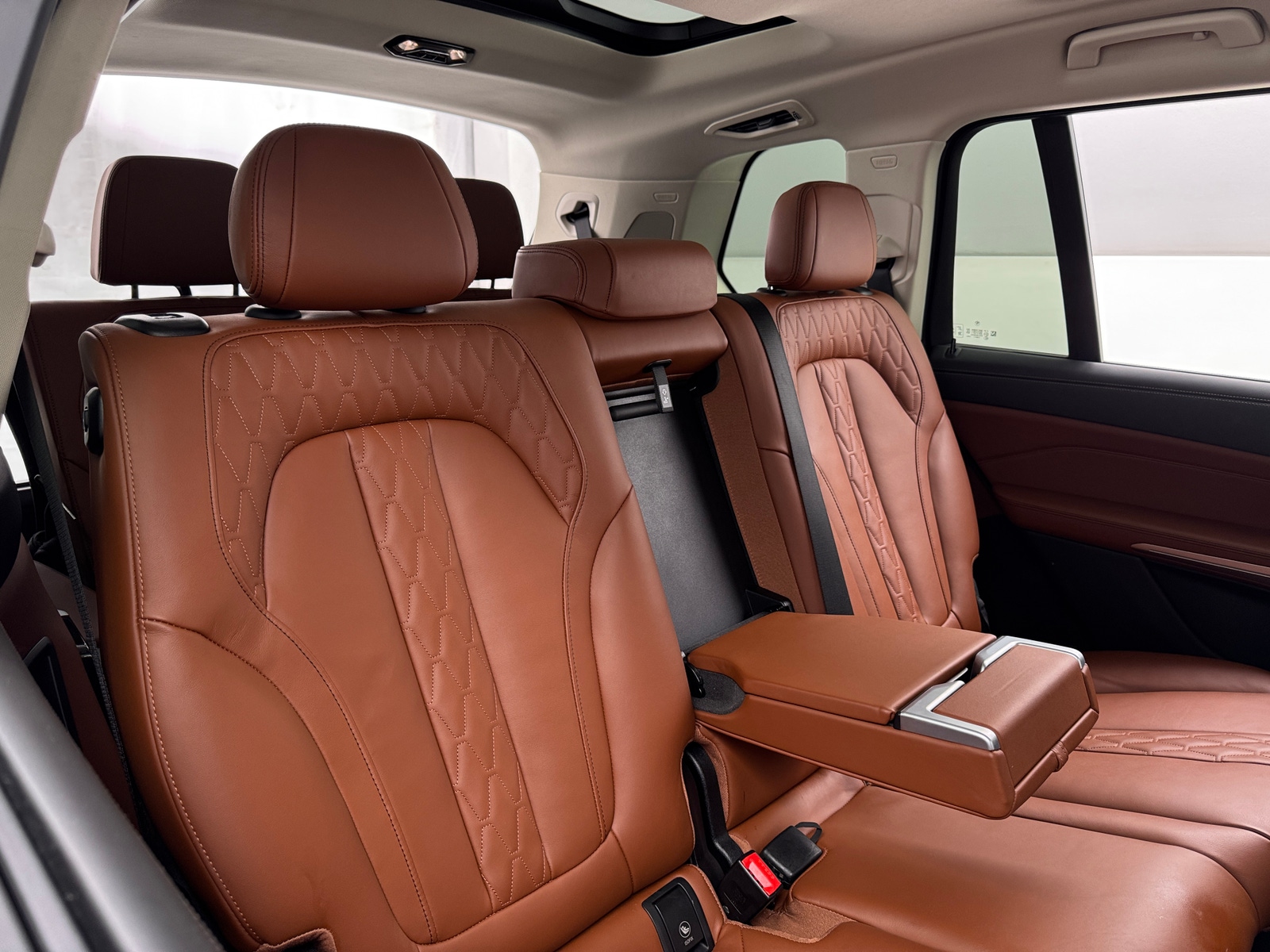 Thumbnail: 2024 BMW X7 - 5