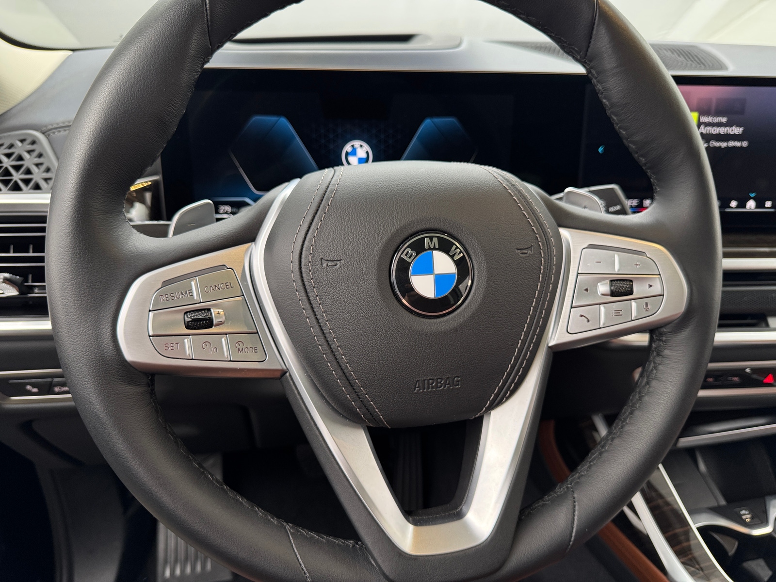 Thumbnail: 2024 BMW X7 - 4