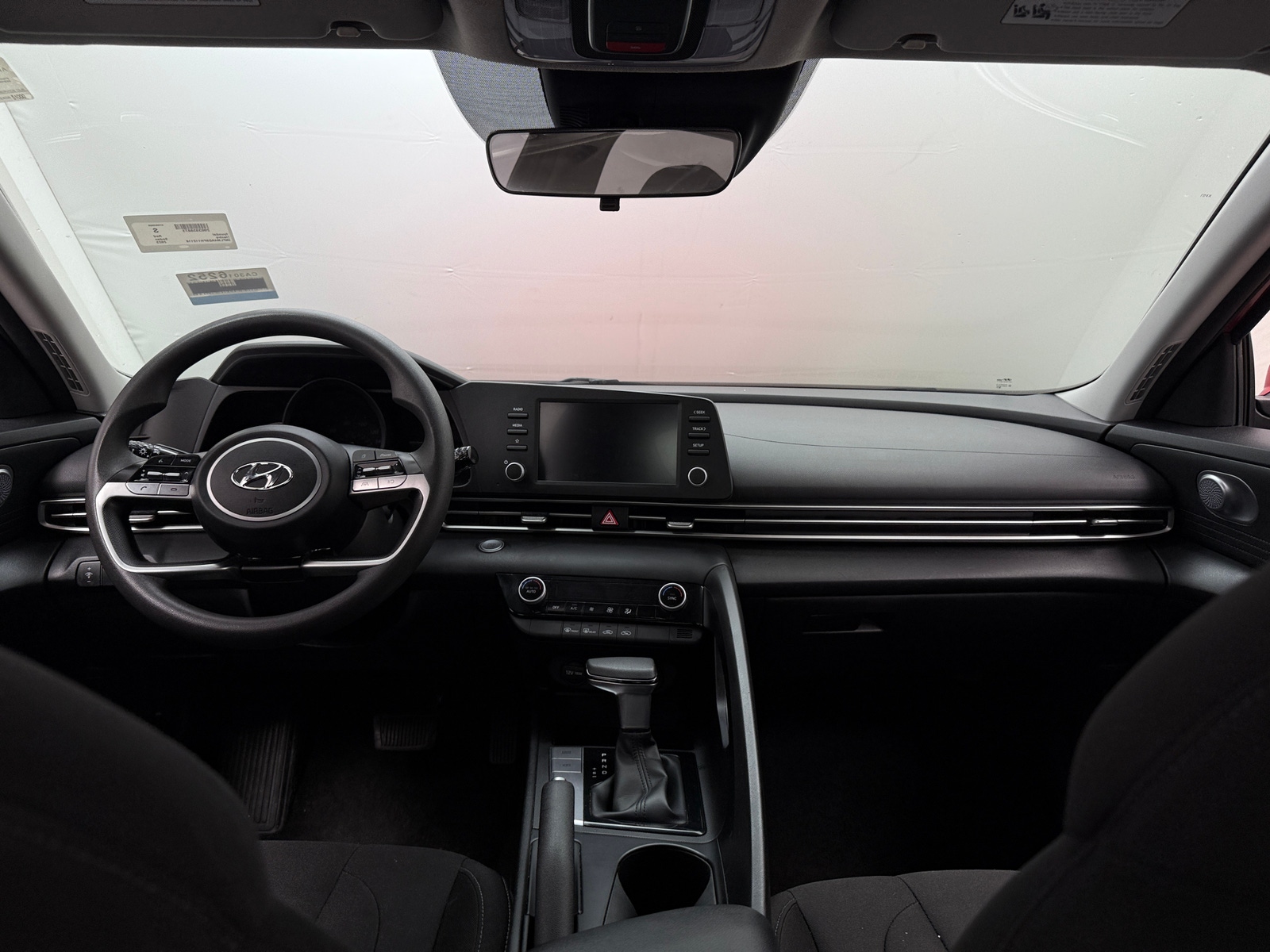 Thumbnail: 2023 Hyundai Elantra - 3