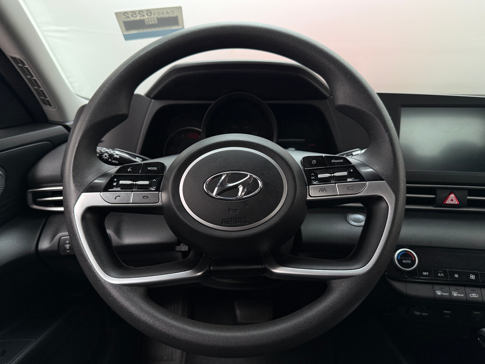 Thumbnail: 2023 Hyundai Elantra - 5