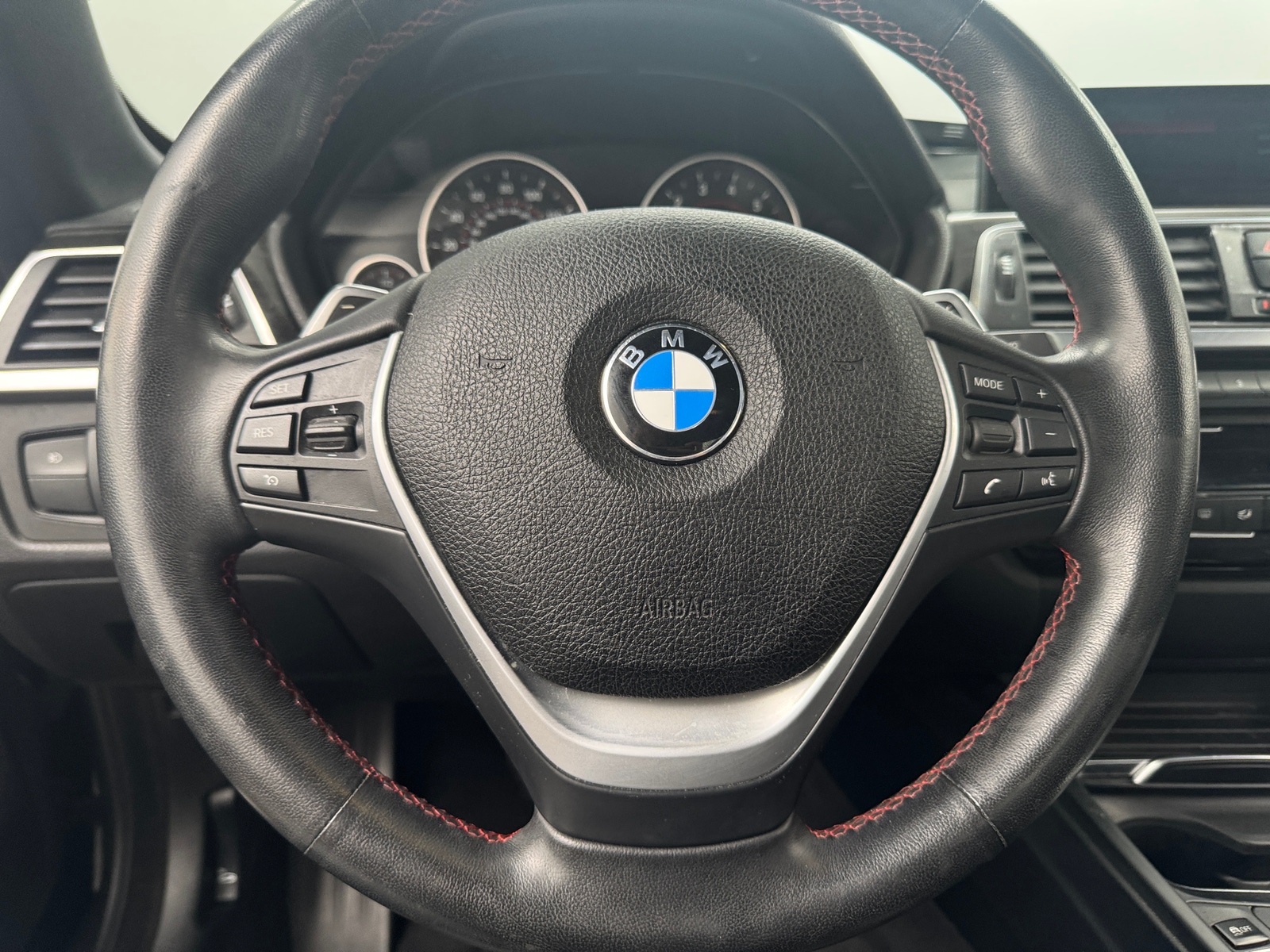 Thumbnail: 2018 BMW 4 Series - 4