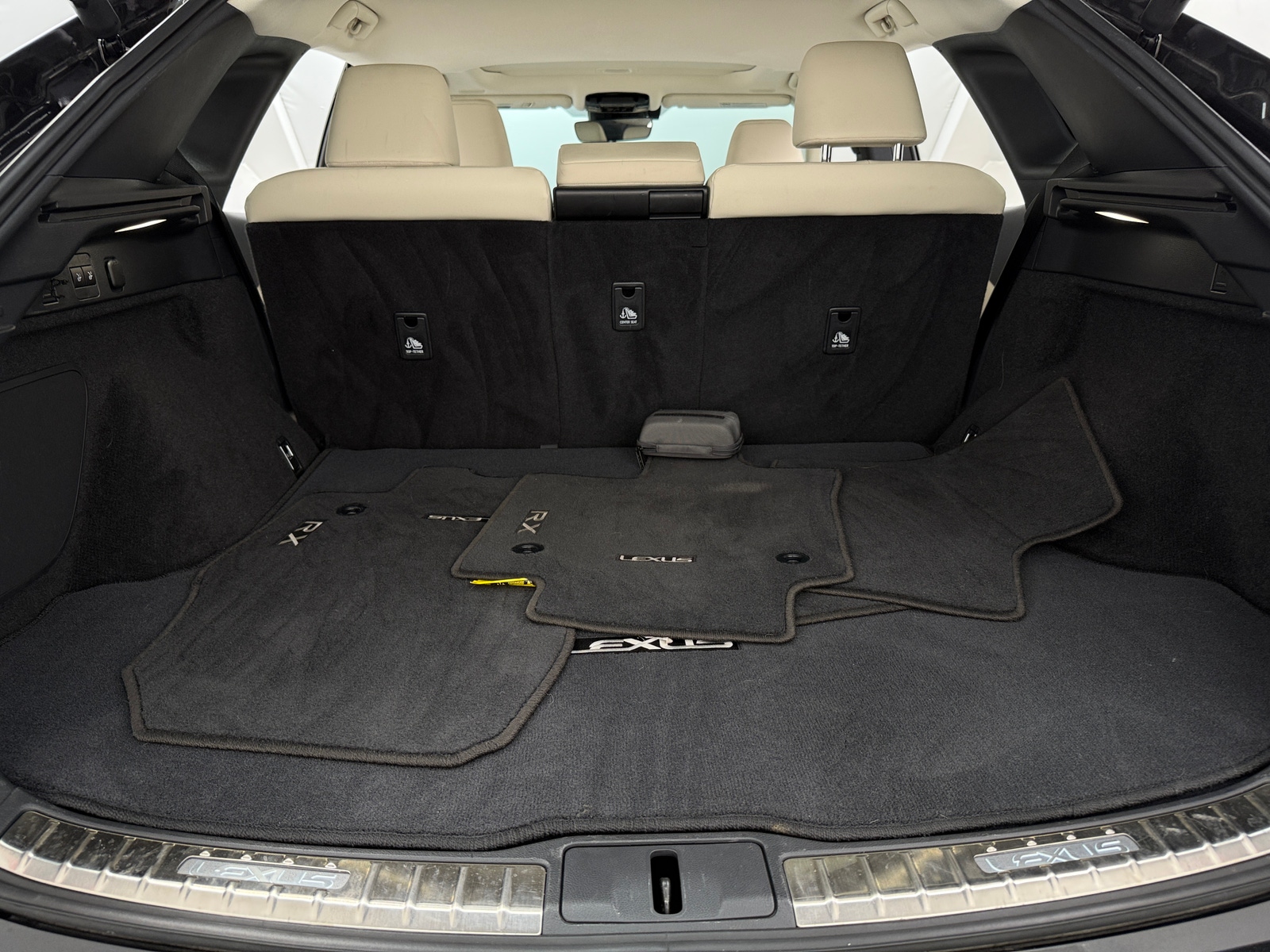 Thumbnail: 2024 Lexus RX - 7