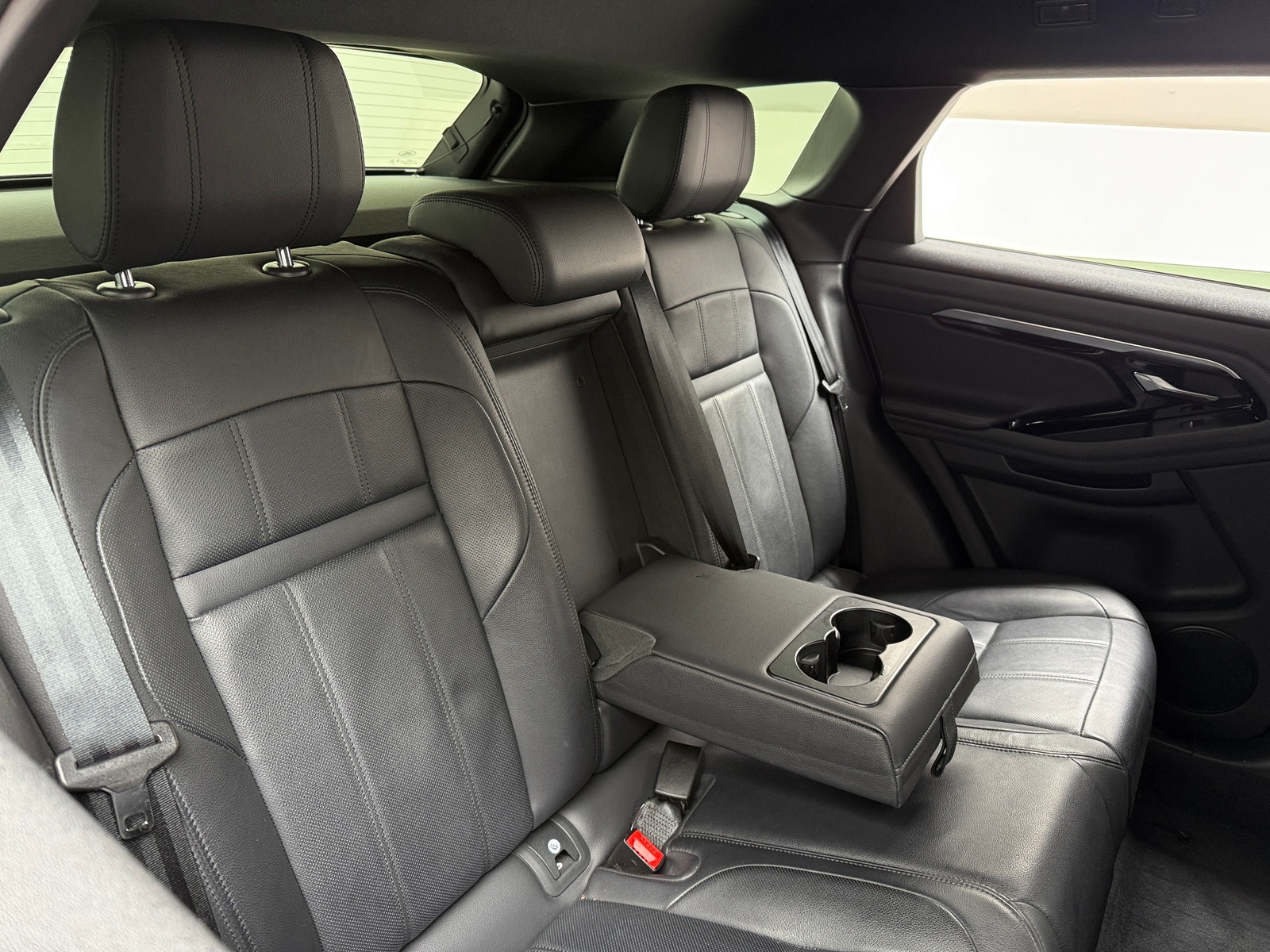 Thumbnail: 2021 Land Rover Range Rover Evoque - 5