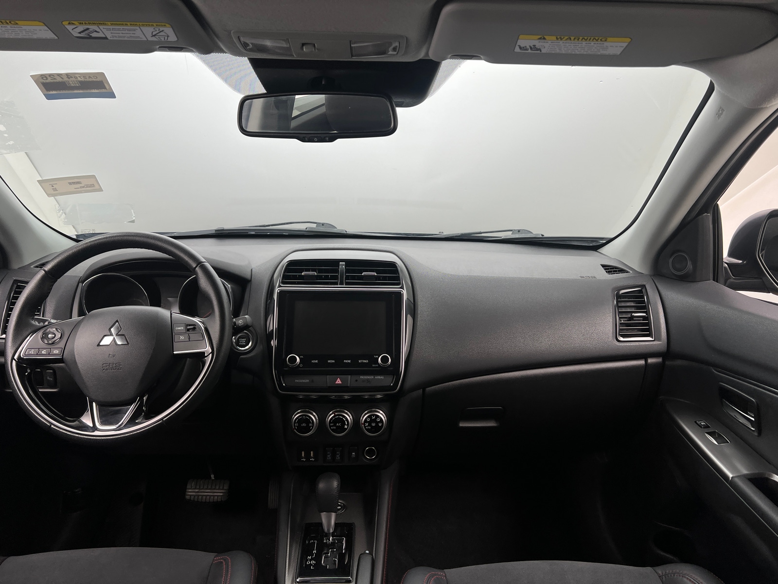 Thumbnail: 2023 Mitsubishi Outlander Sport - 3