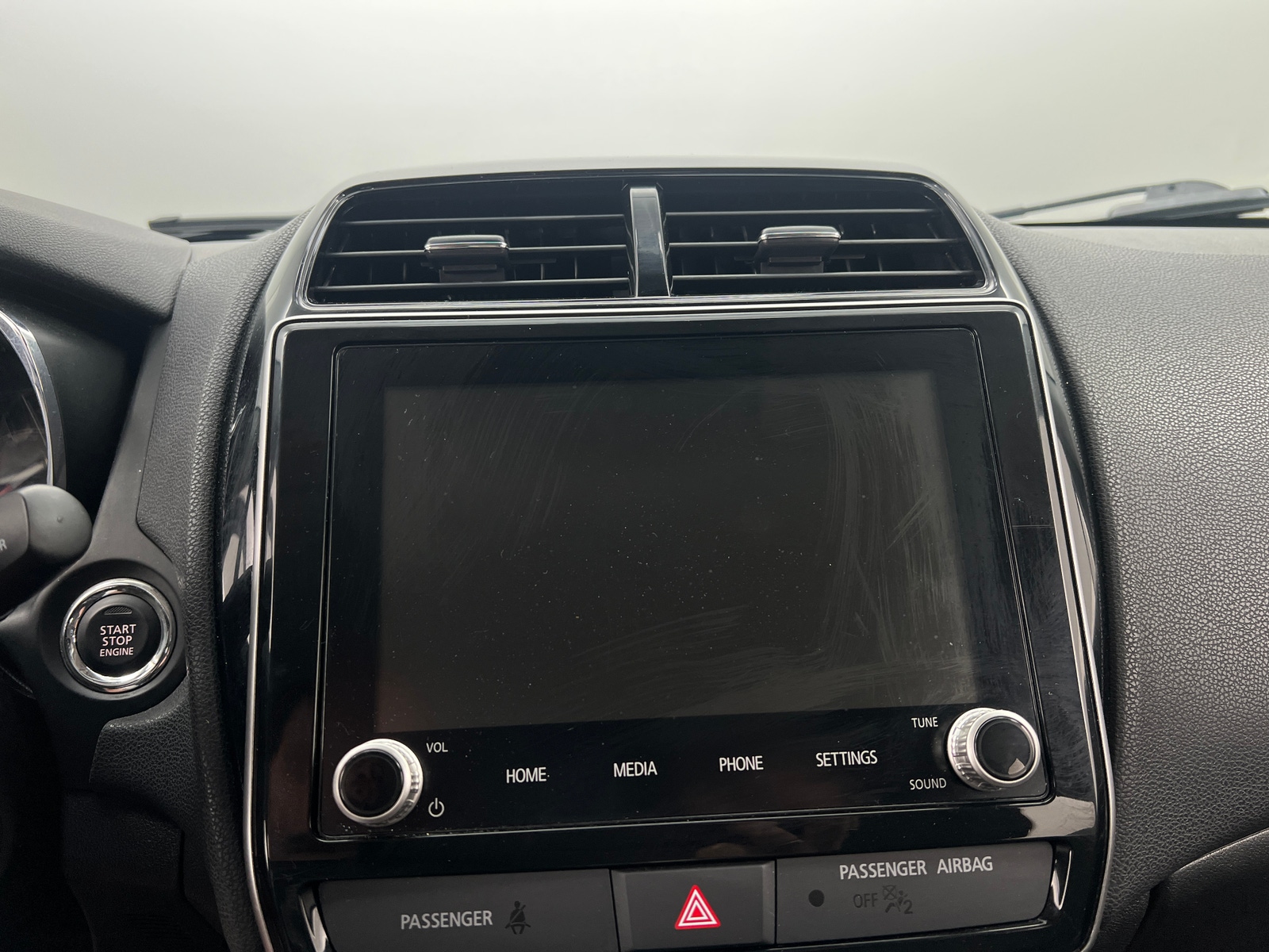 Thumbnail: 2023 Mitsubishi Outlander Sport - 4