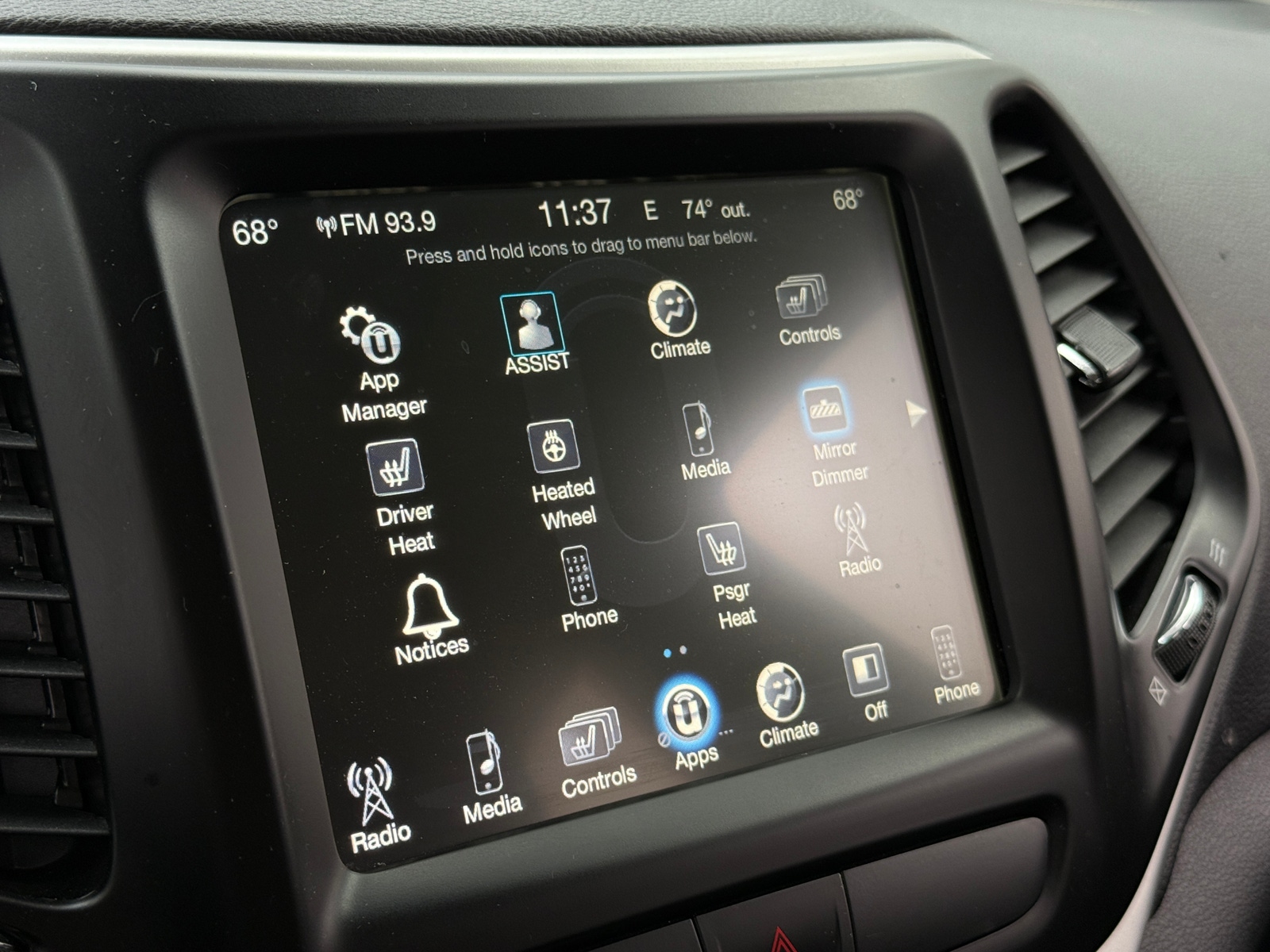 Thumbnail: 2018 Jeep Cherokee - 4