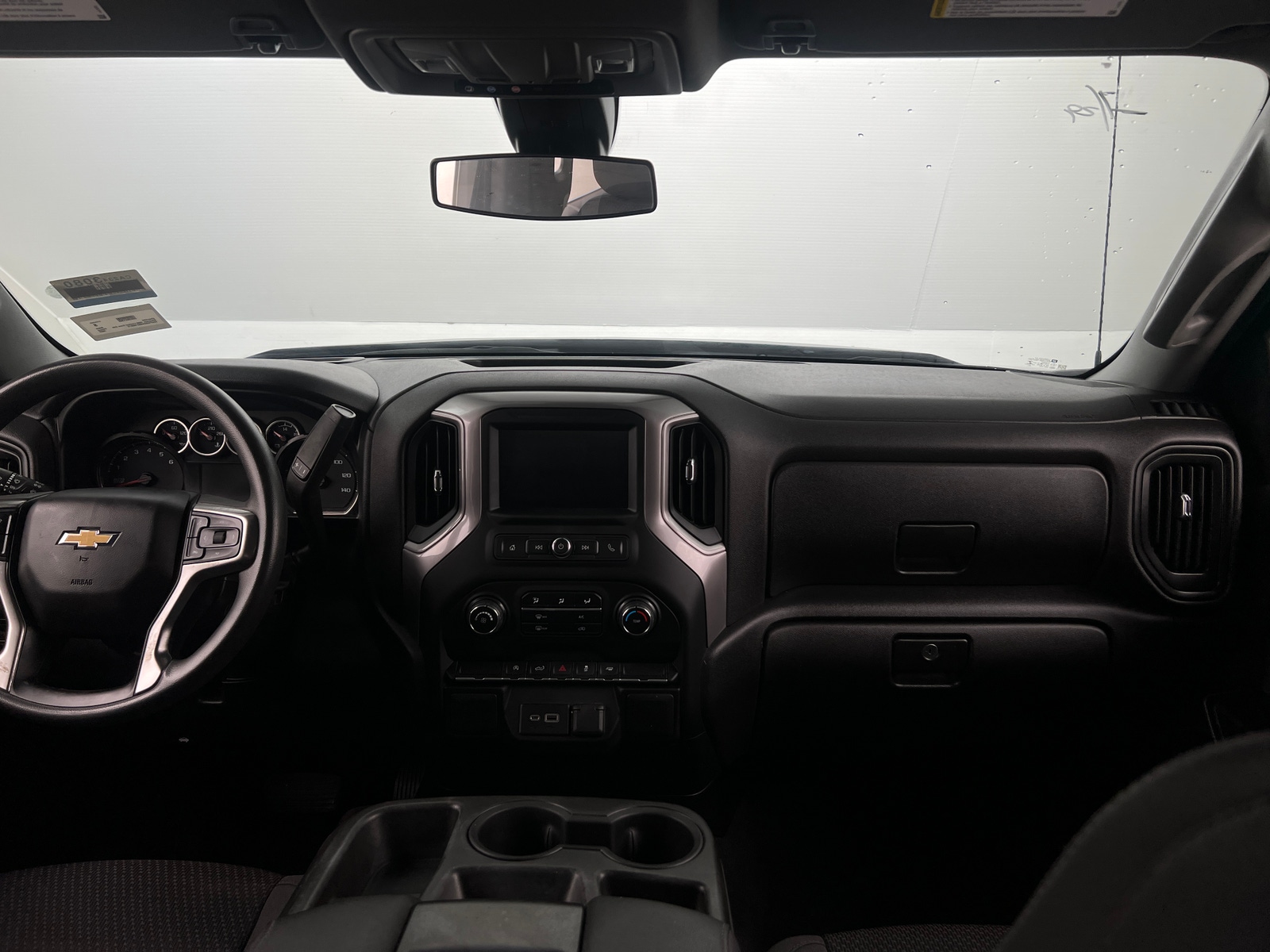 Thumbnail: 2022 Chevrolet Silverado 1500 - 3